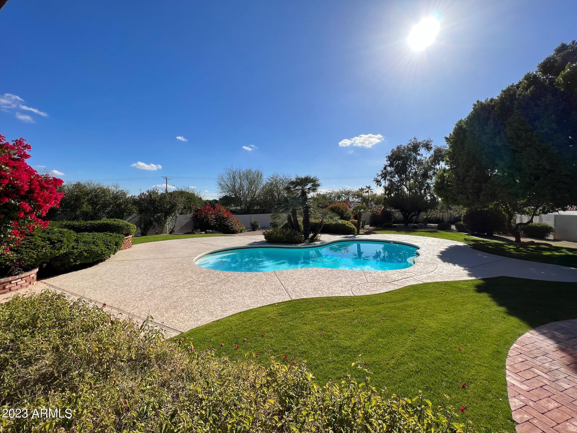 5435 E CAMELHILL Road