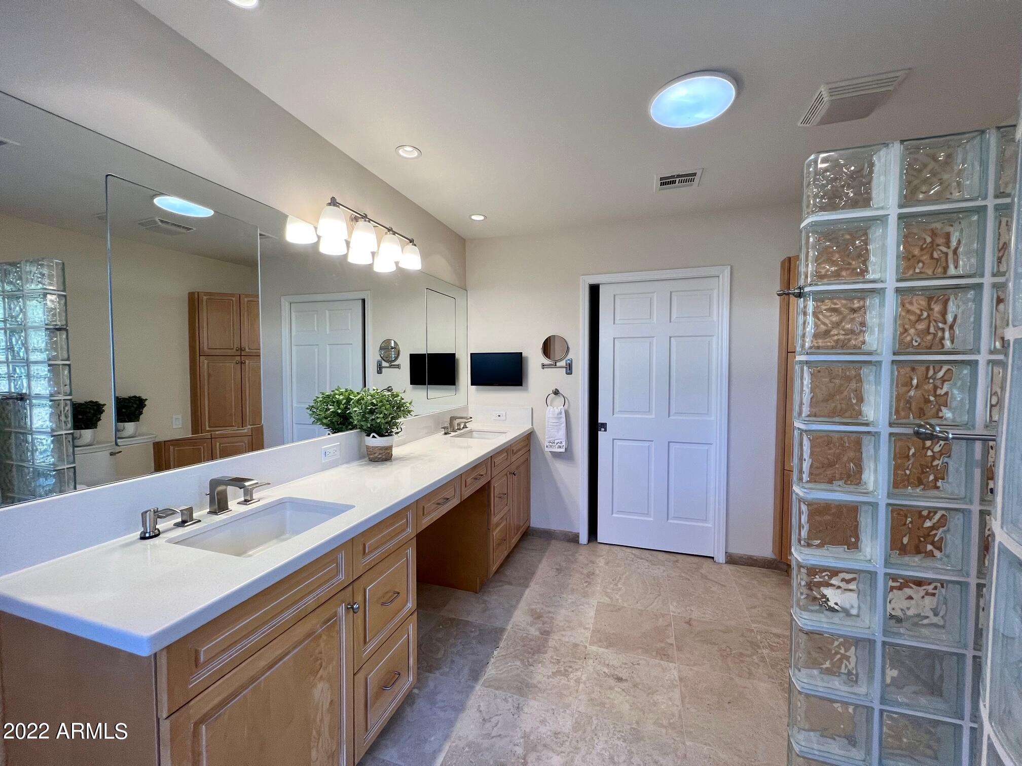 5435 E CAMELHILL Road