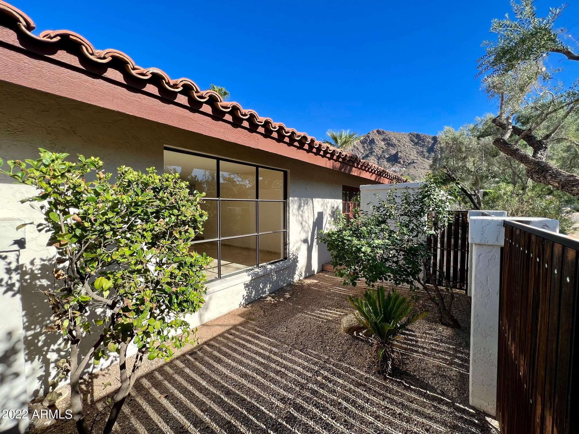 5435 E CAMELHILL Road