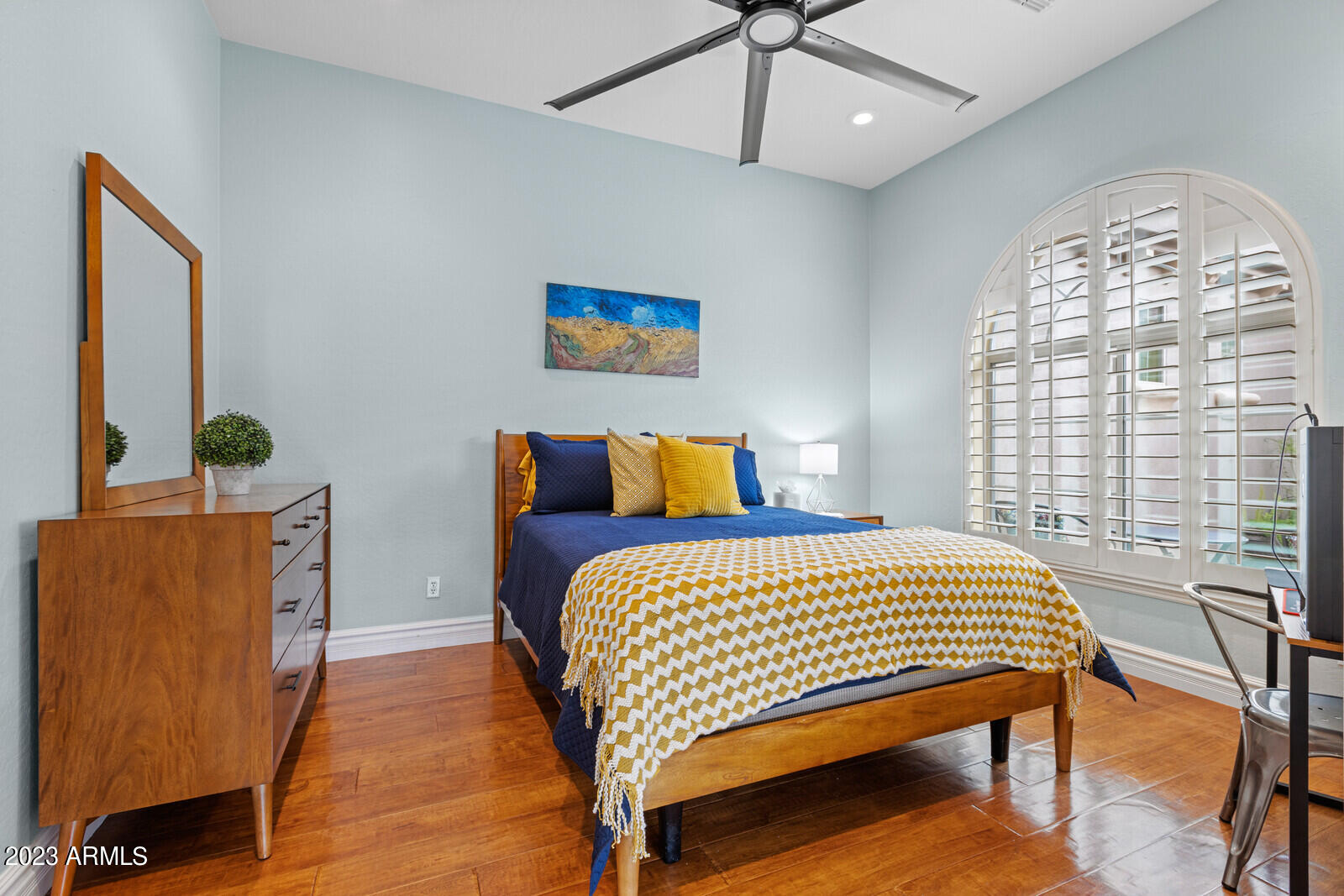 5062 S PINNACLE Place