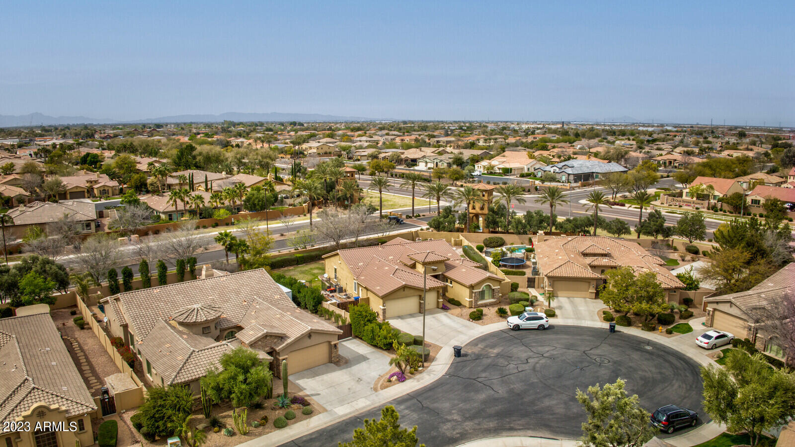 5062 S PINNACLE Place