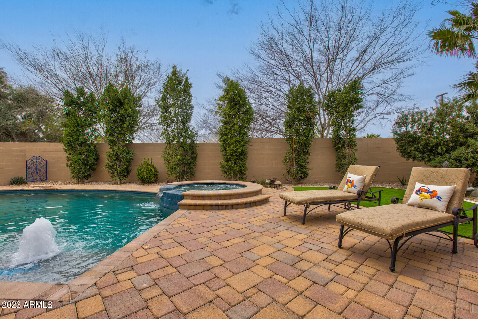 5062 S PINNACLE Place