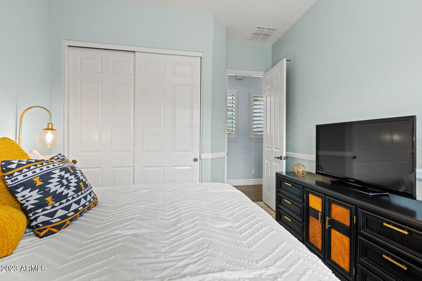 5062 S PINNACLE Place