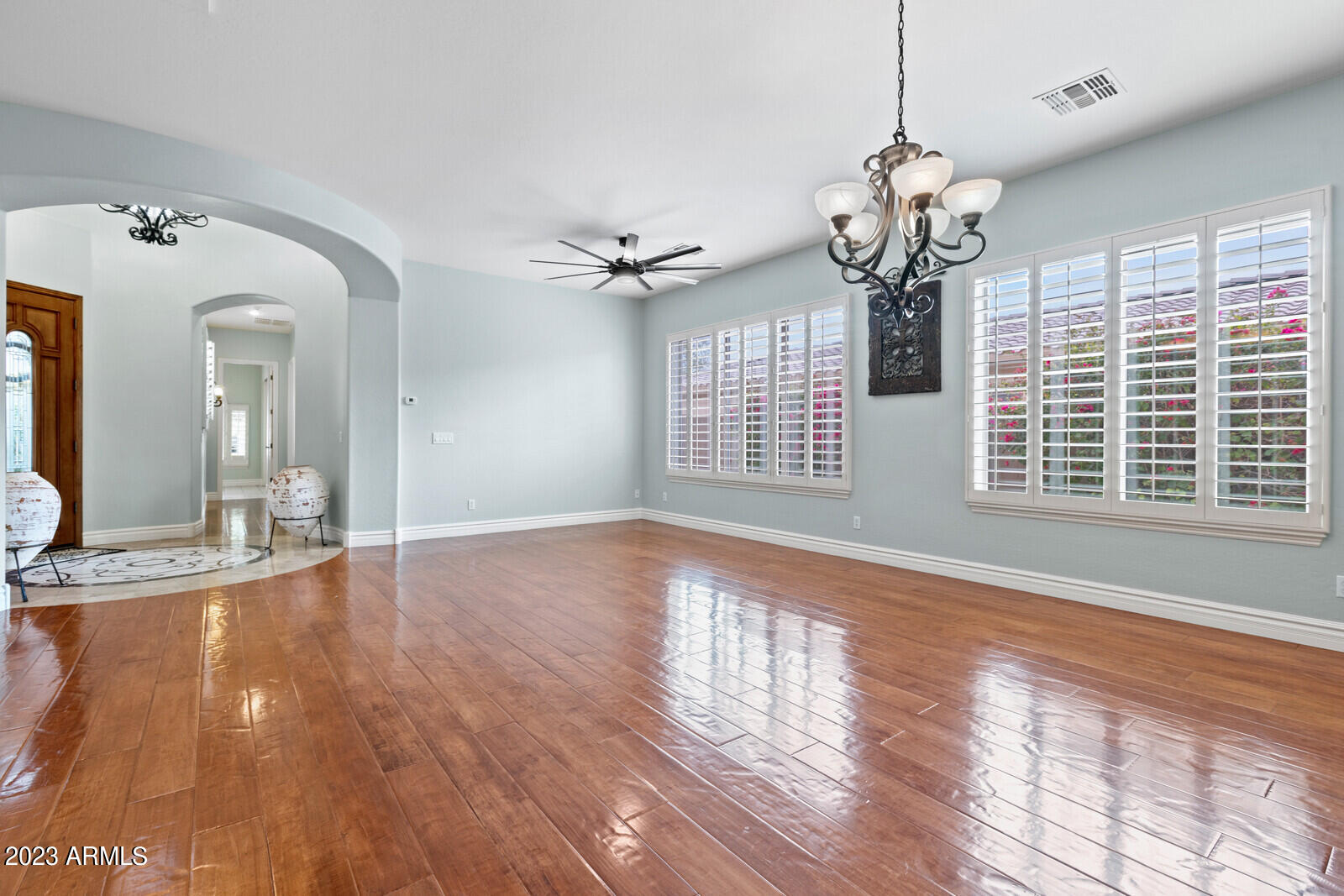 5062 S PINNACLE Place