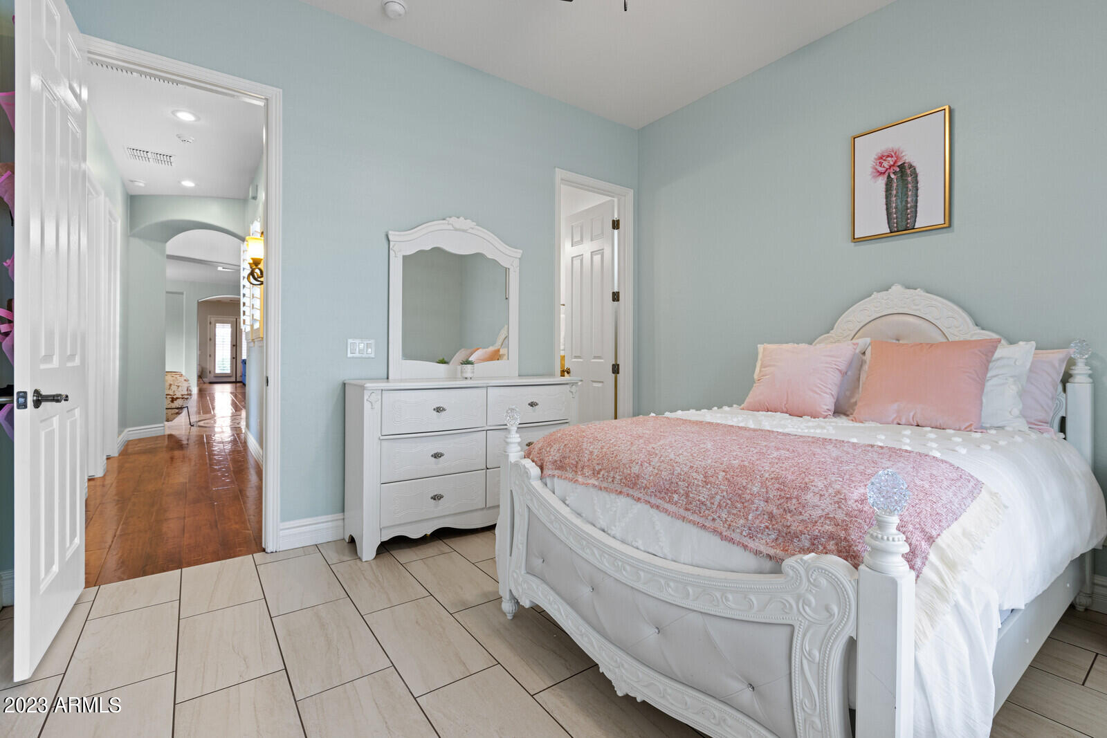 5062 S PINNACLE Place