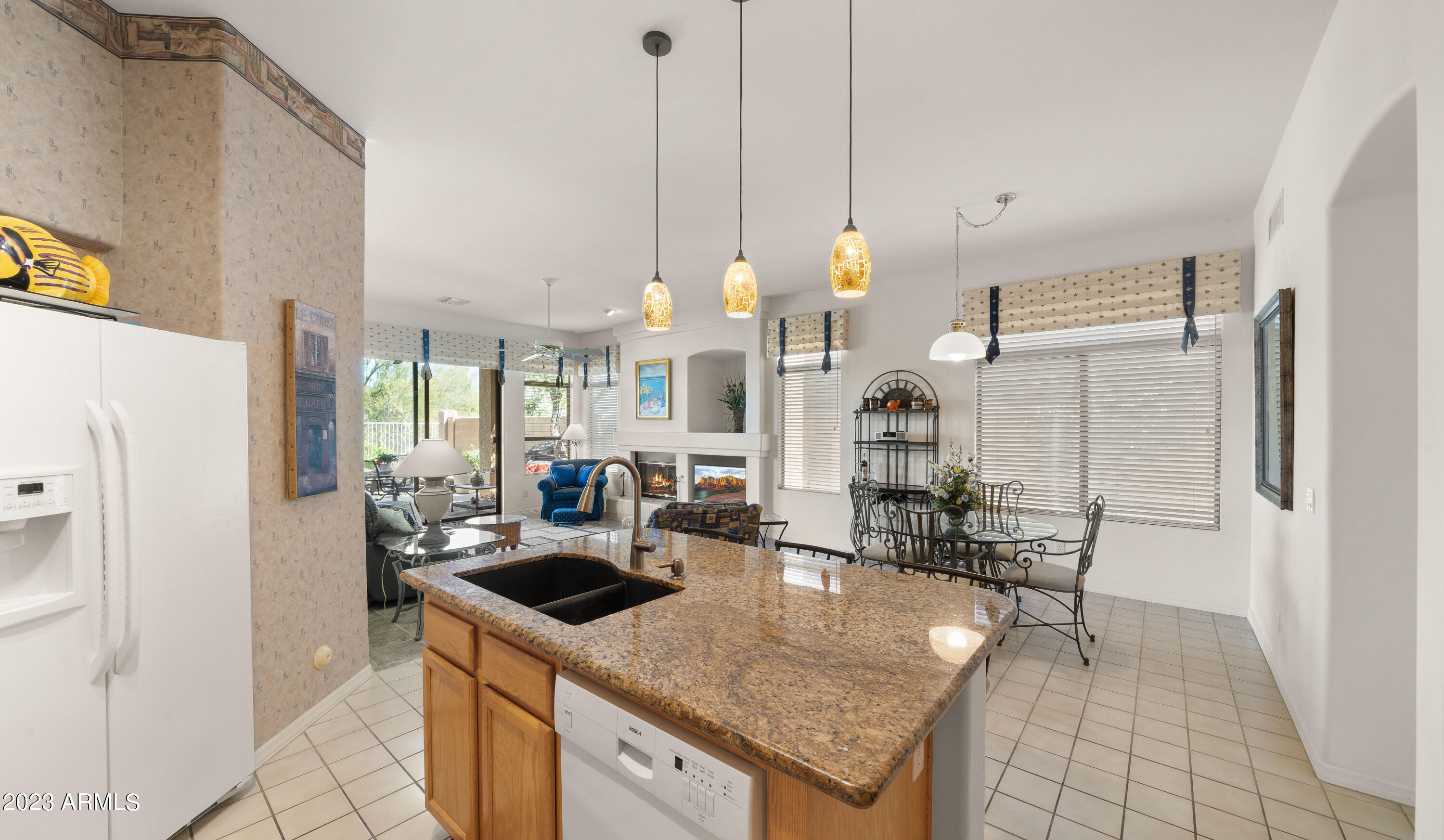 4948 E JUSTICA Street