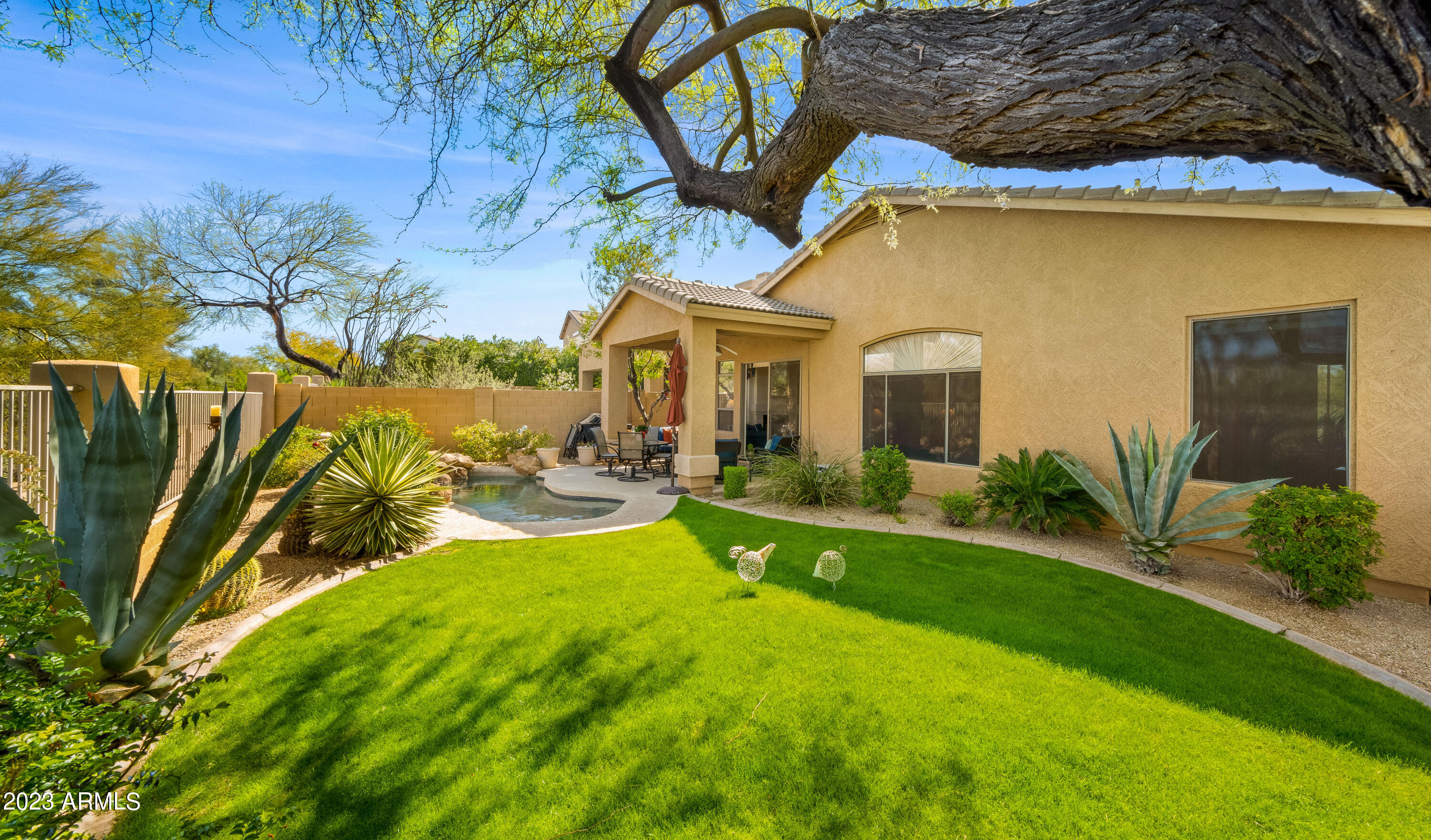 4948 E JUSTICA Street