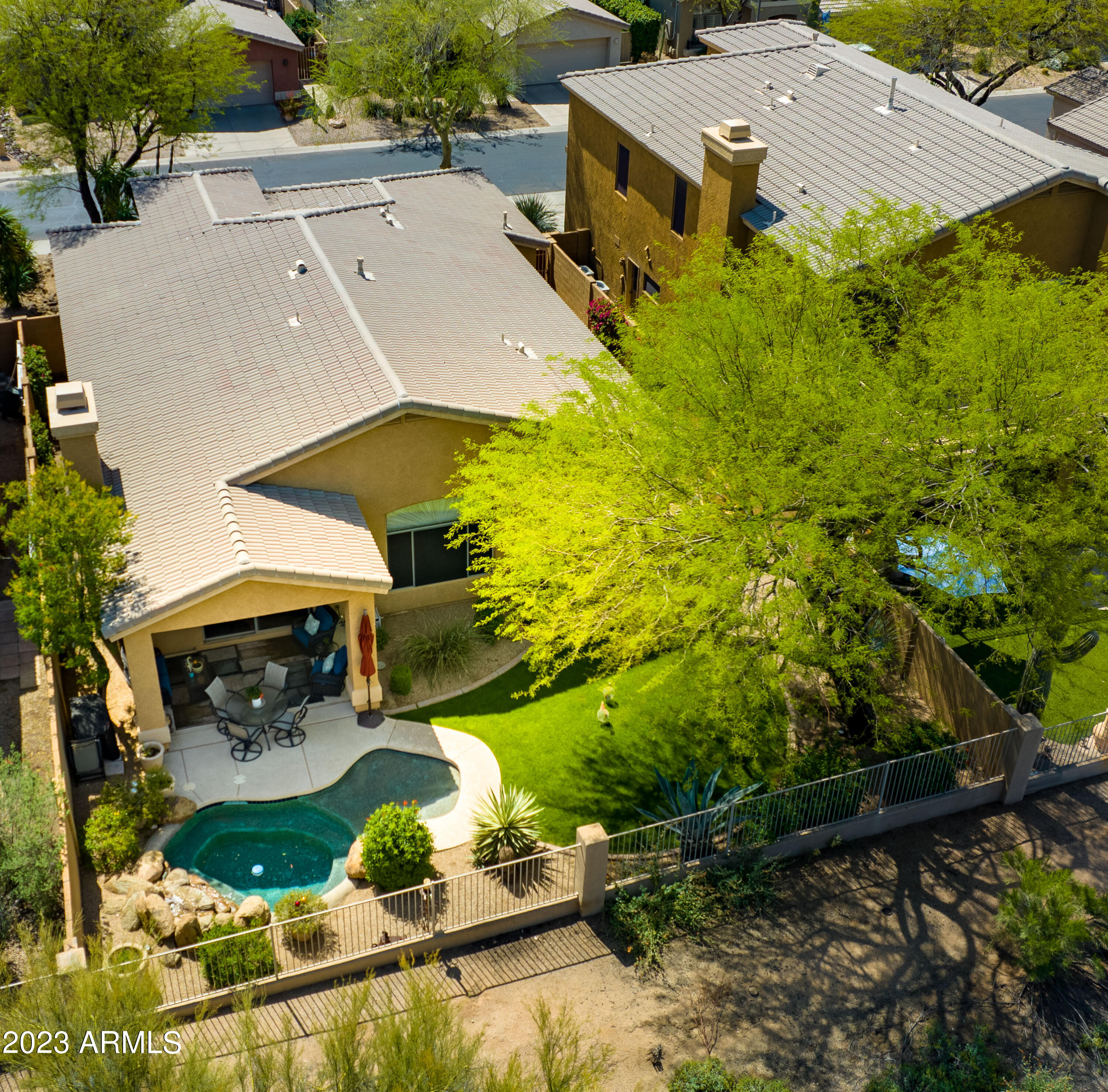 4948 E JUSTICA Street