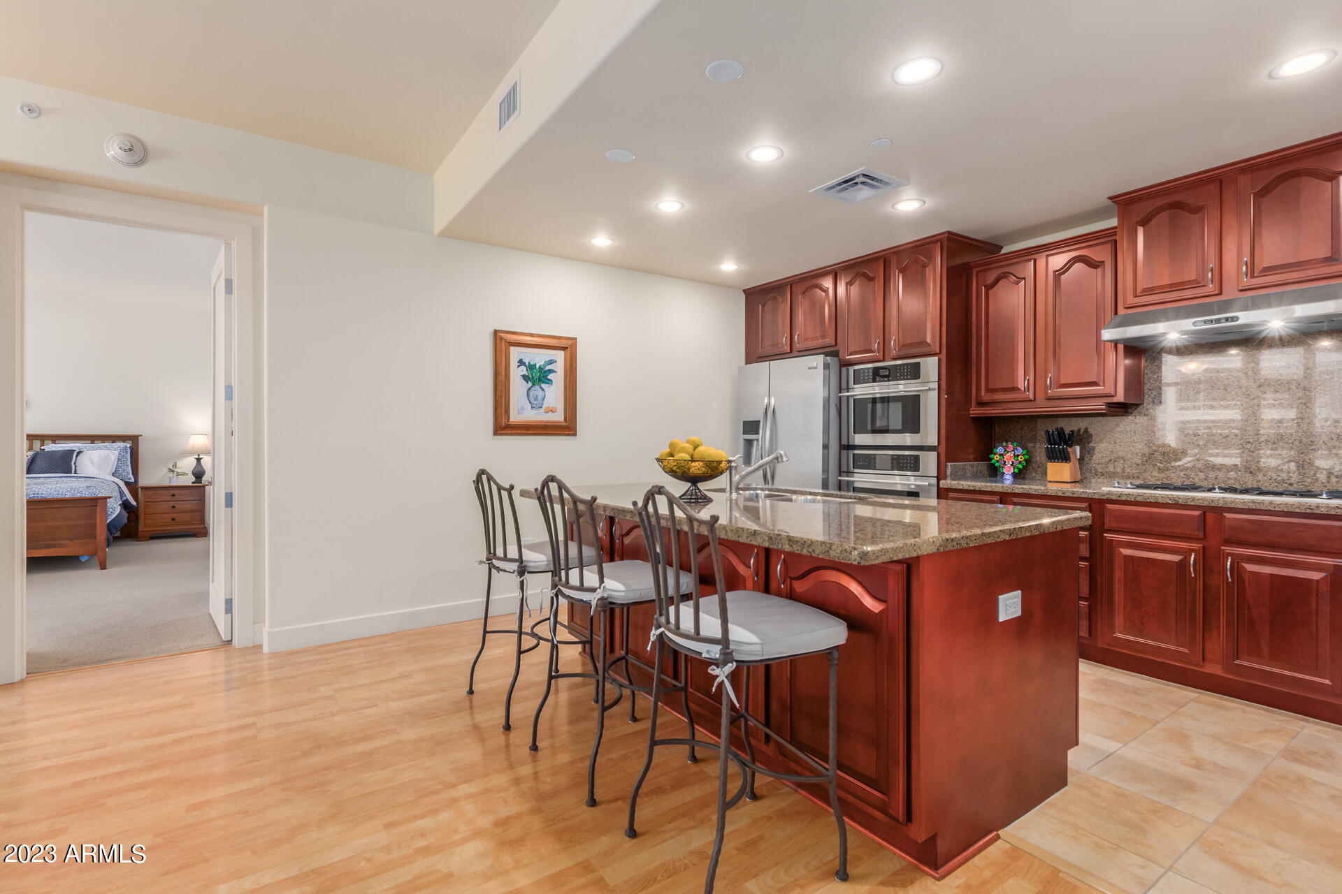 120 E RIO SALADO Parkway, 505