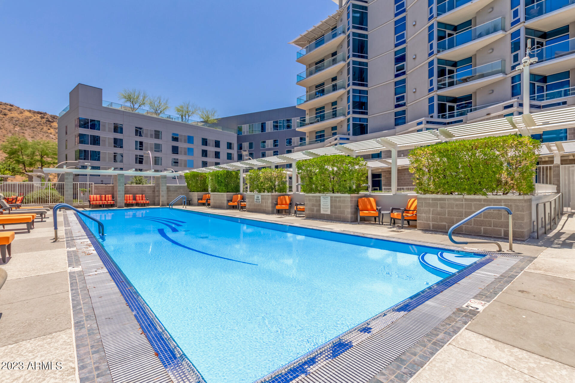 120 E RIO SALADO Parkway, 505