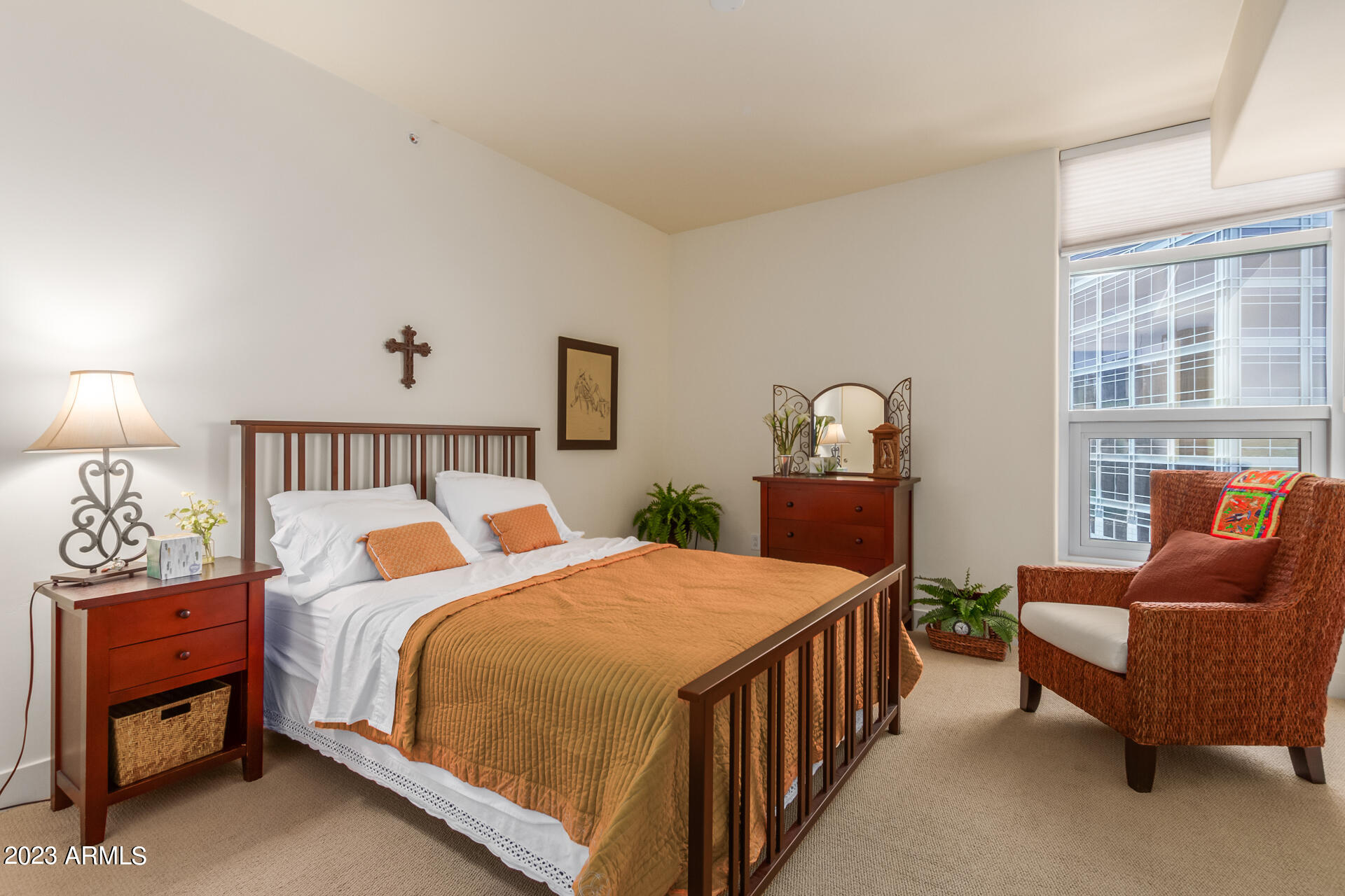 120 E RIO SALADO Parkway, 505