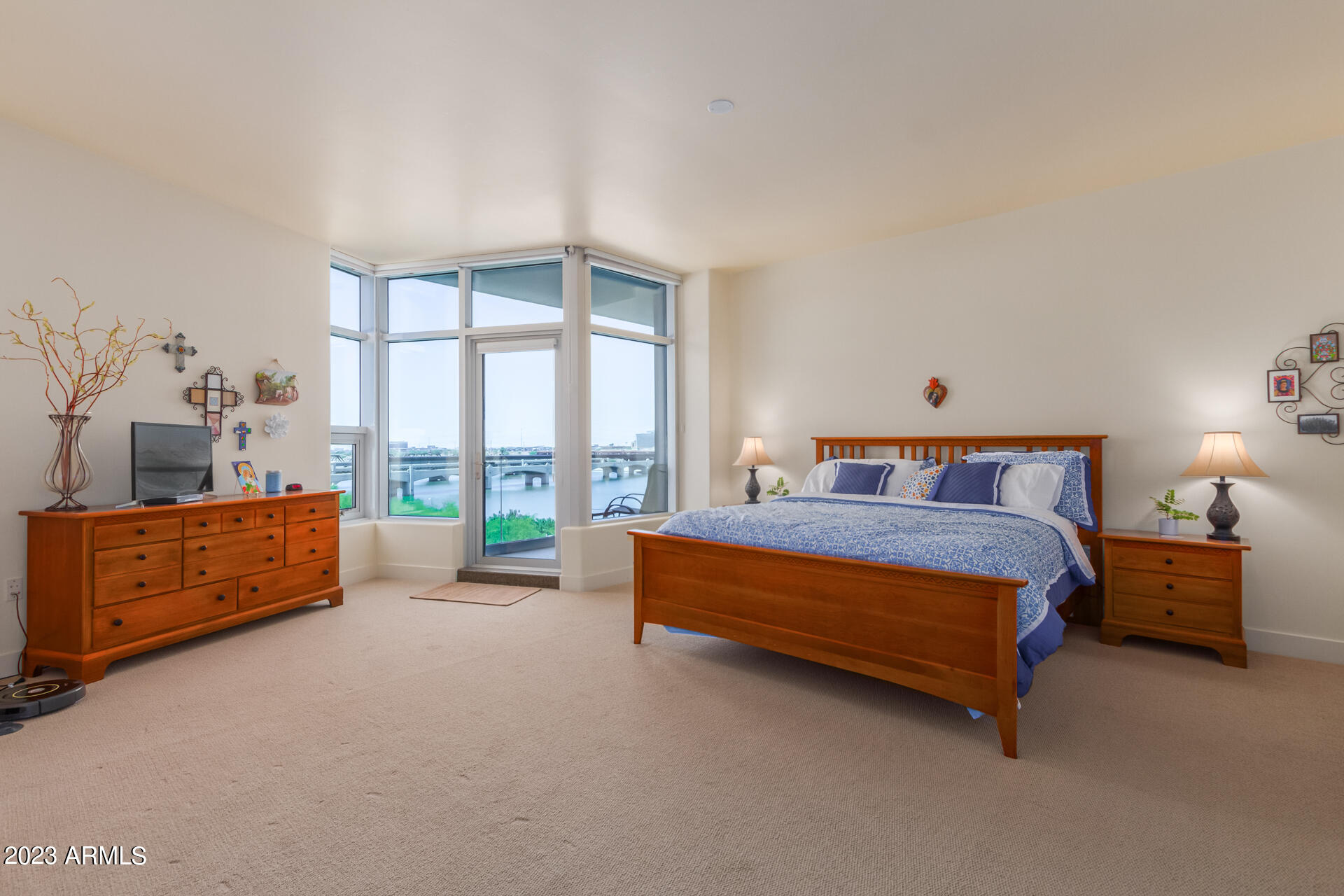 120 E RIO SALADO Parkway, 505