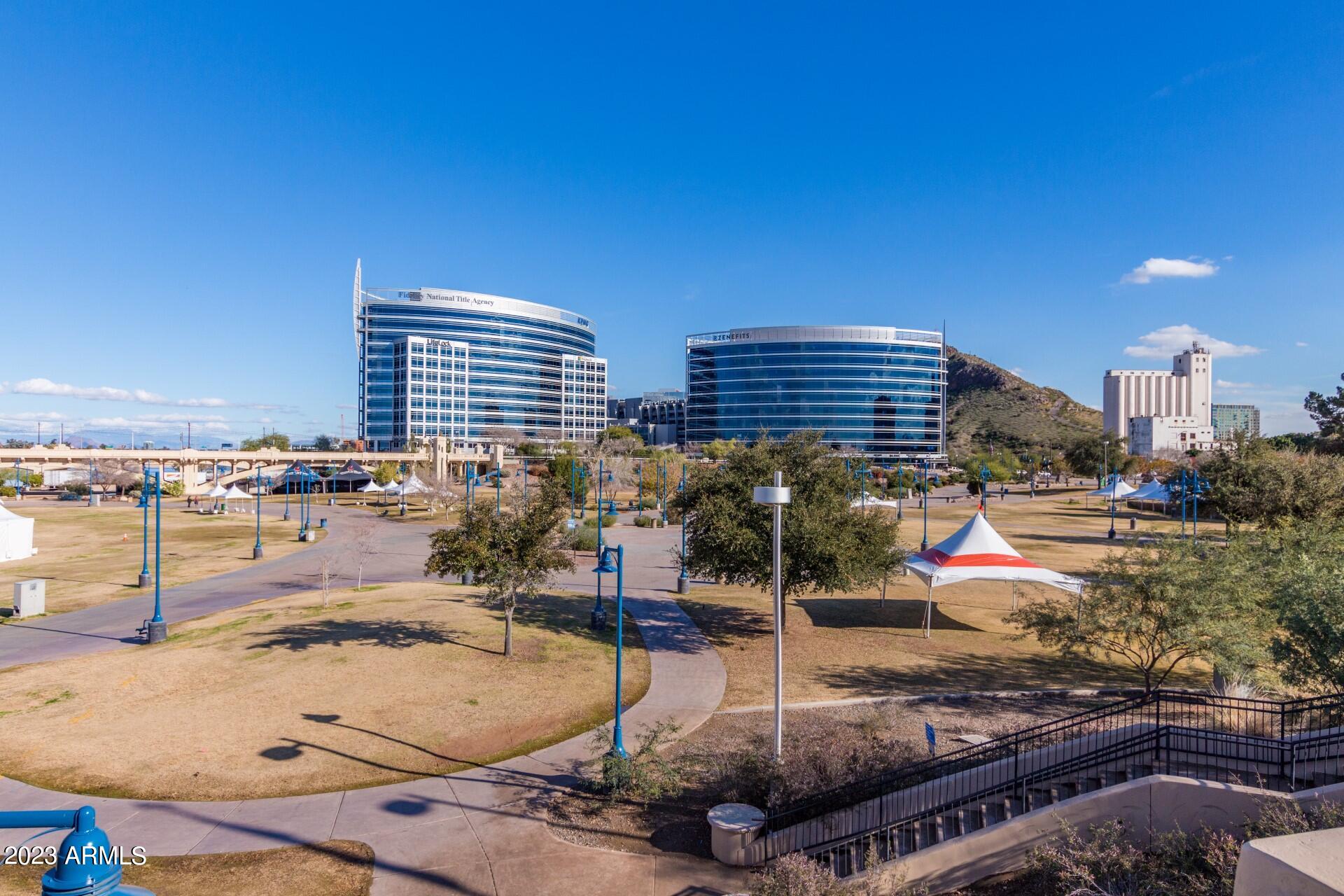 120 E RIO SALADO Parkway, 505