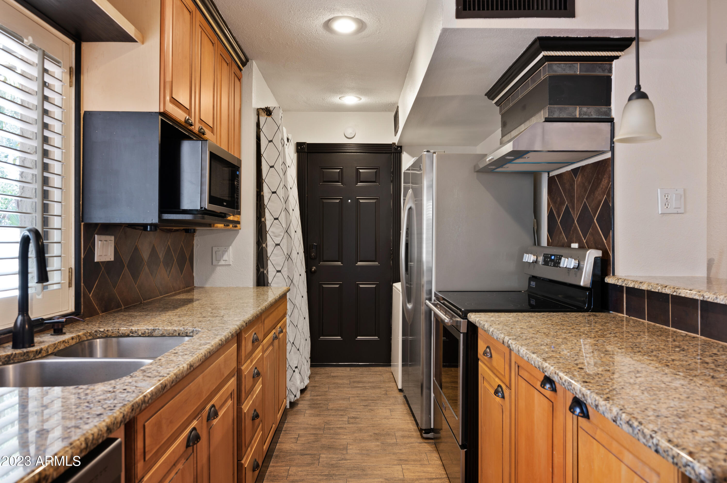 8641 S 51ST Street, 1