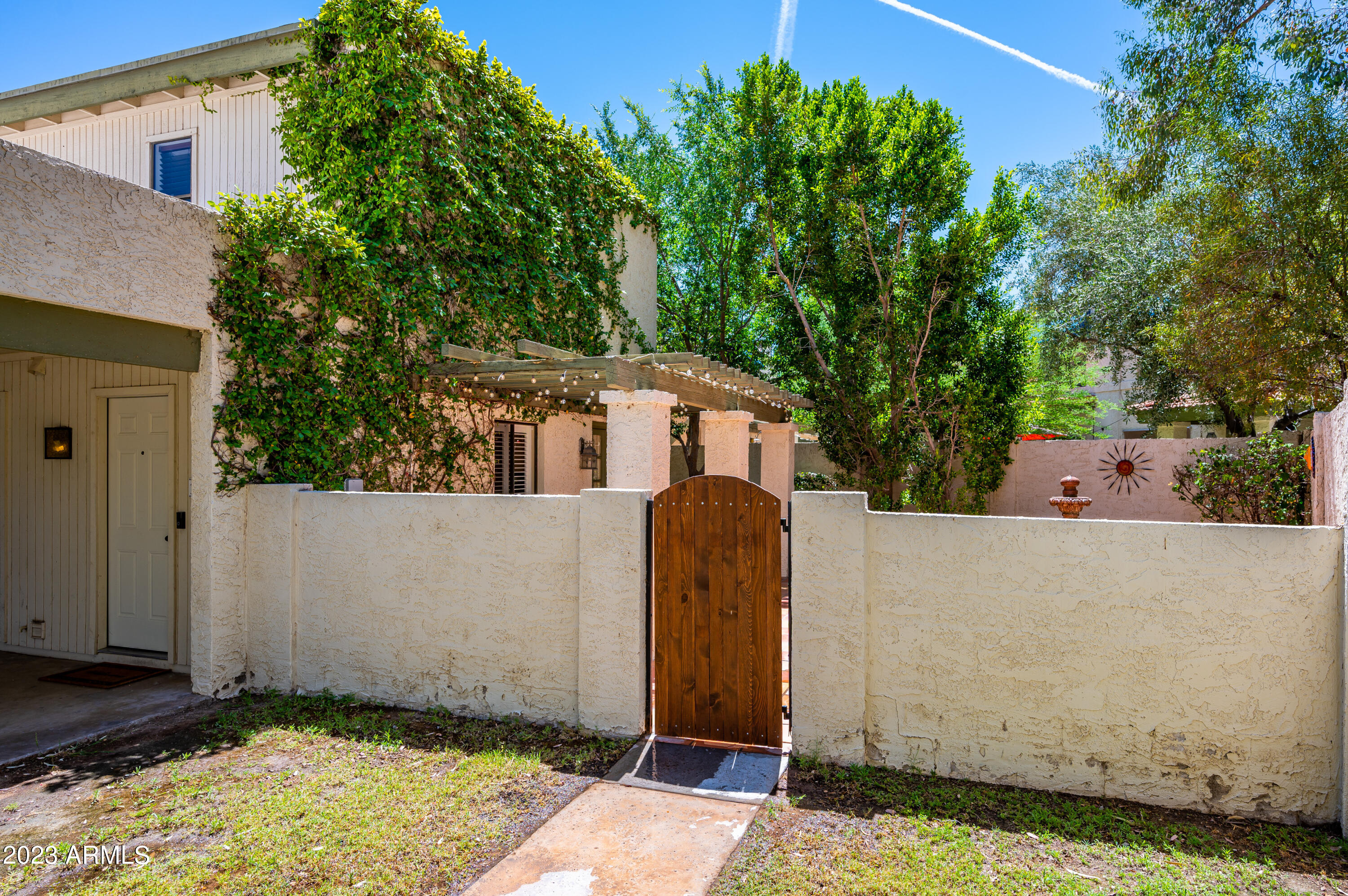 8641 S 51ST Street, 1