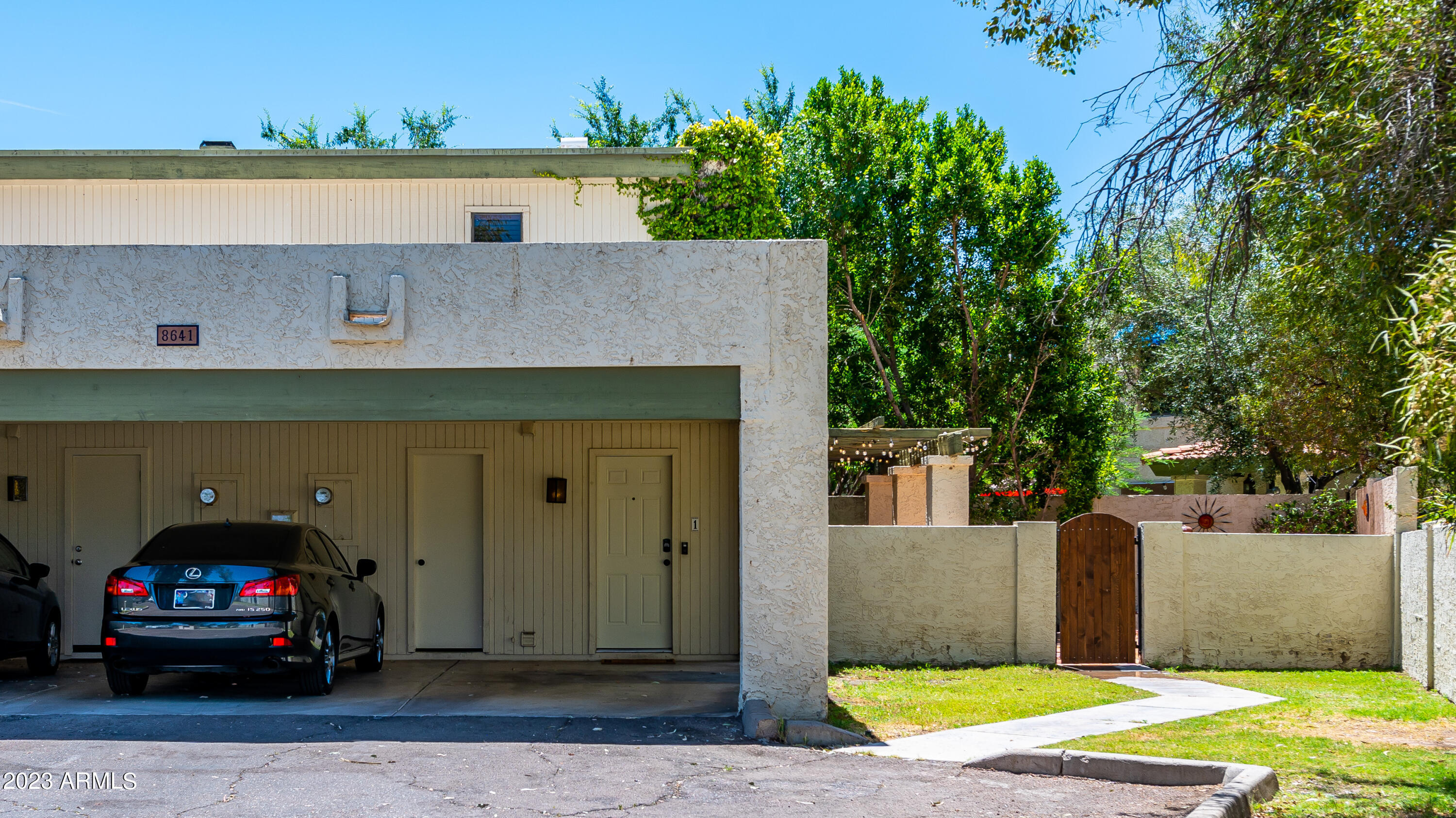 8641 S 51ST Street, 1