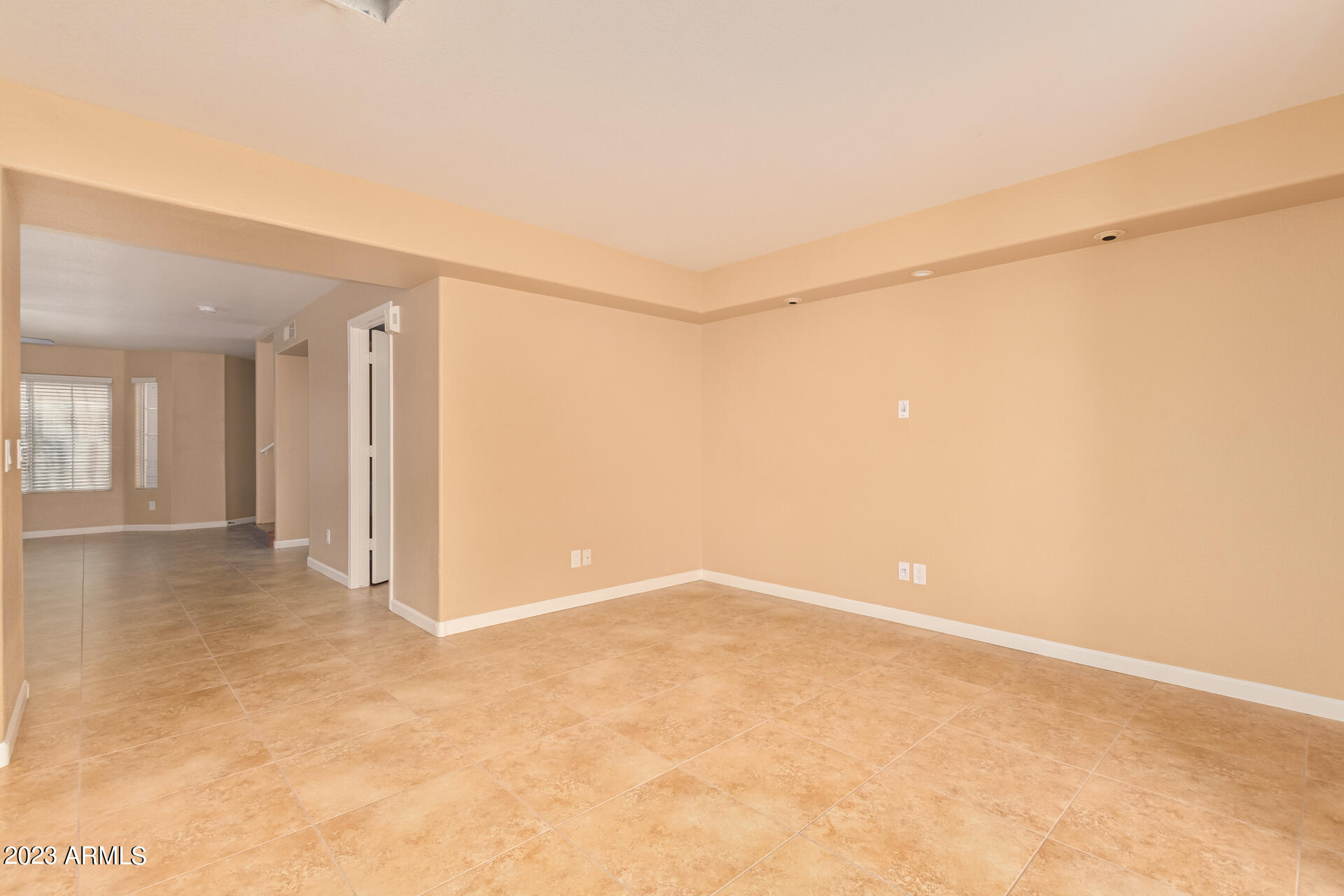 2875 W HIGHLAND Street W, 1164