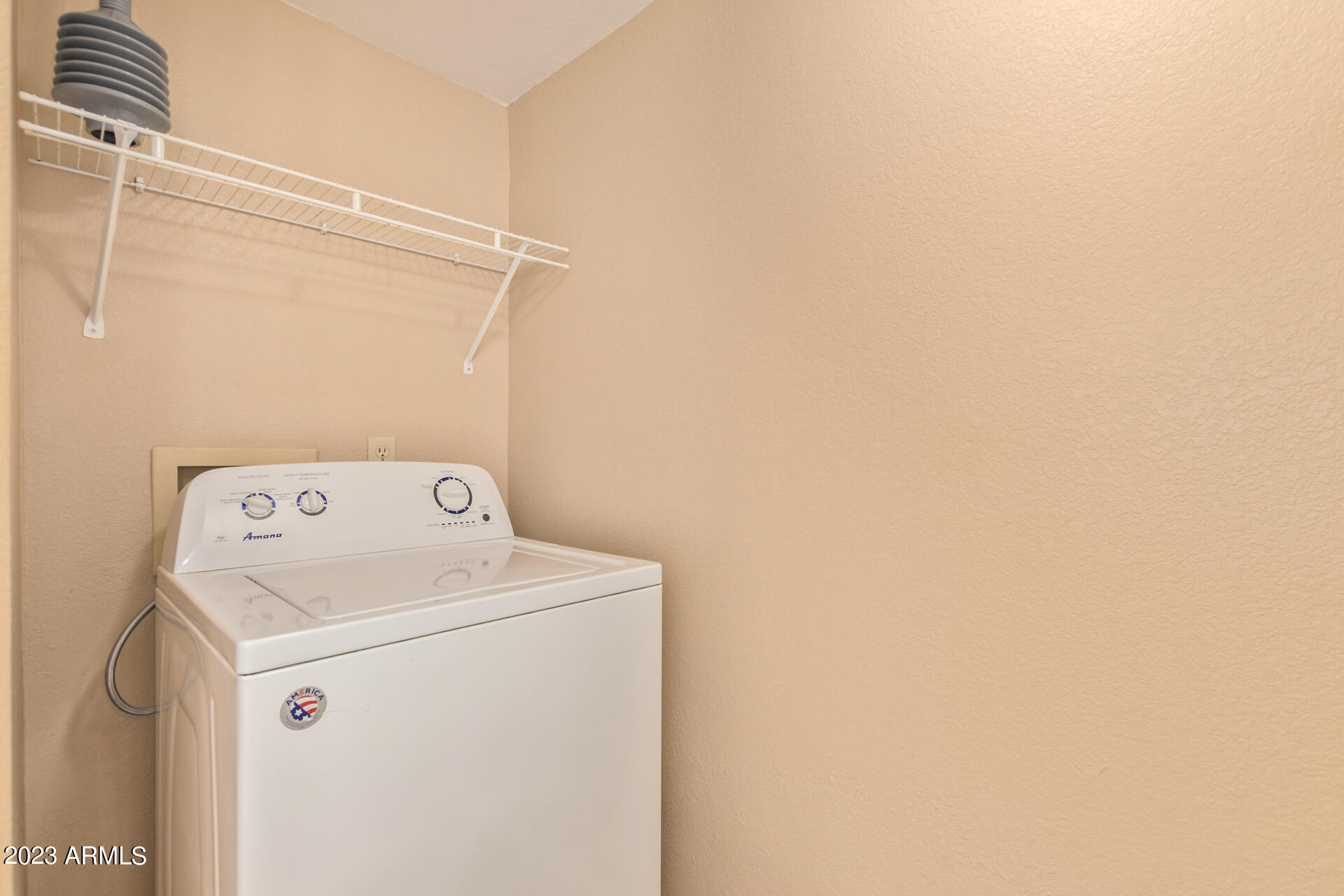 2875 W HIGHLAND Street W, 1164