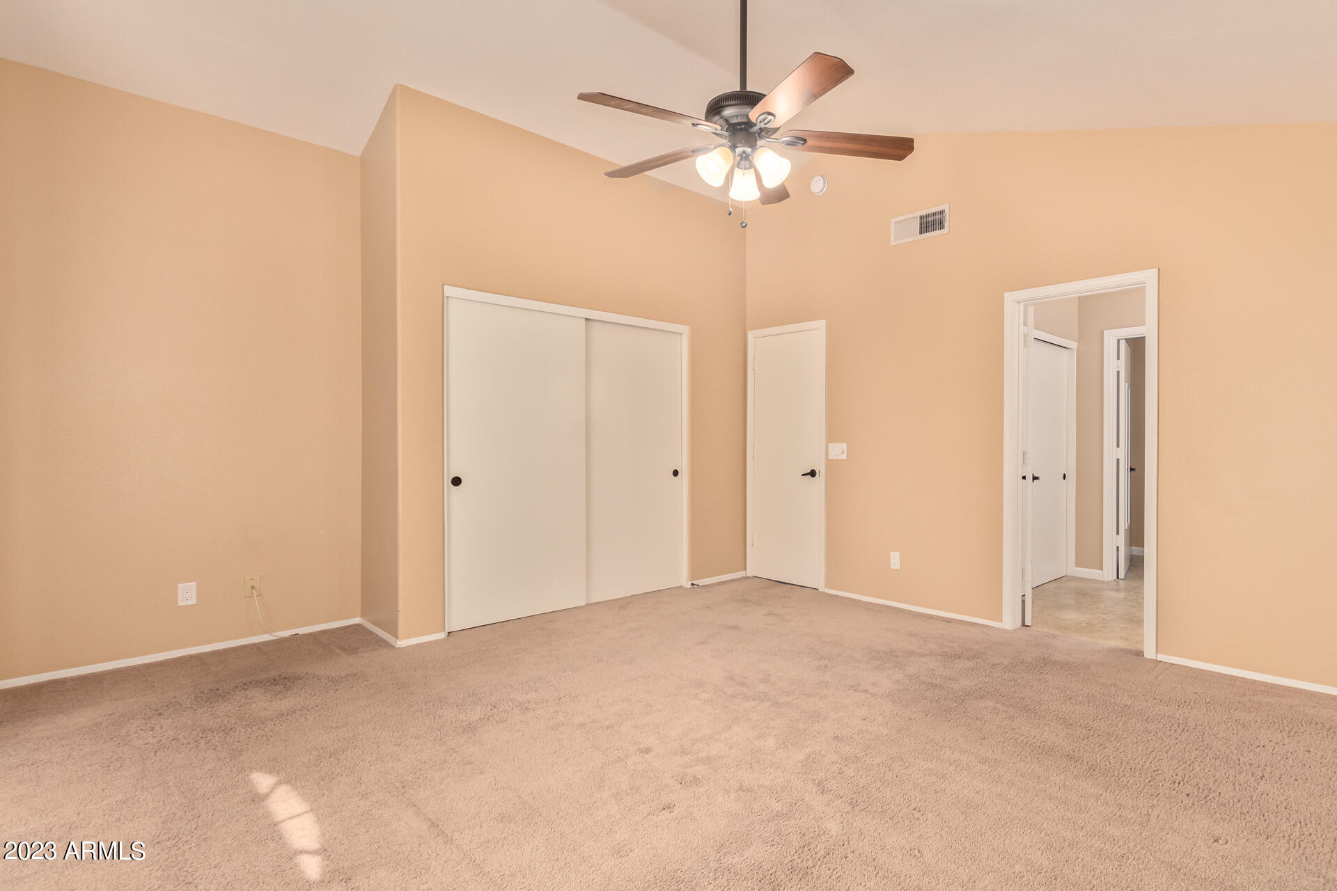 2875 W HIGHLAND Street W, 1164