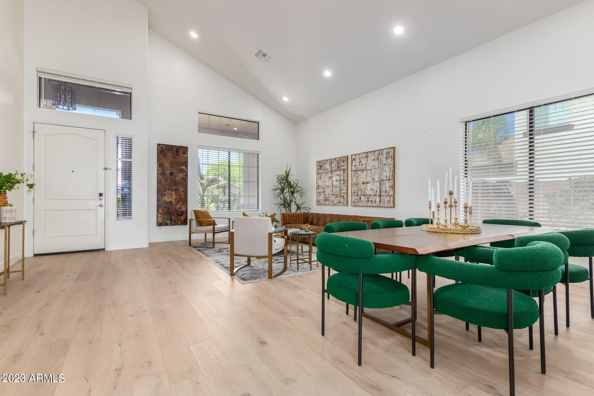 3105 E PRINCETON Avenue