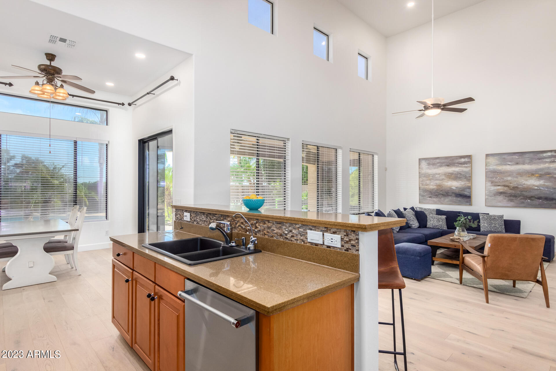 3105 E PRINCETON Avenue