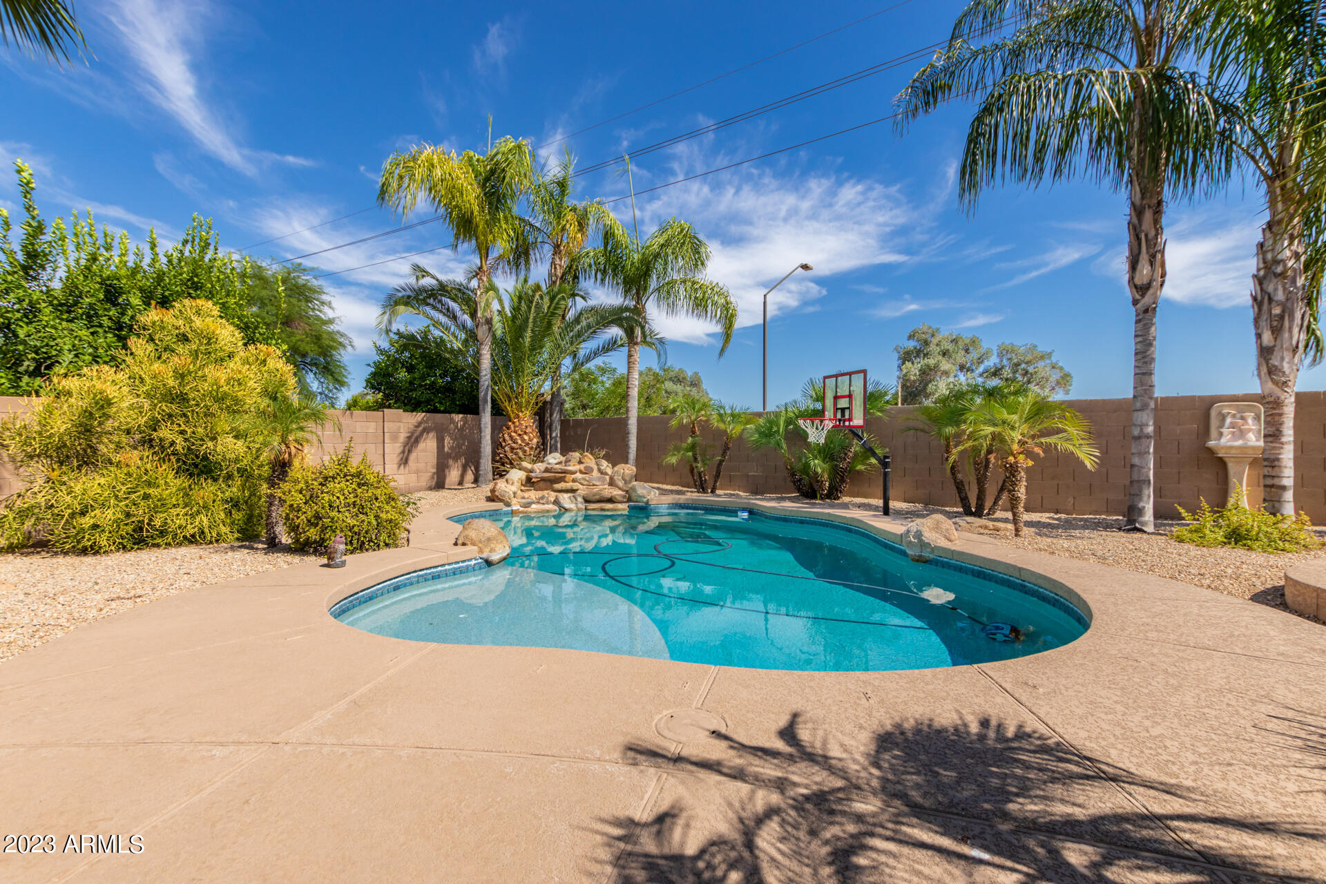 3105 E PRINCETON Avenue