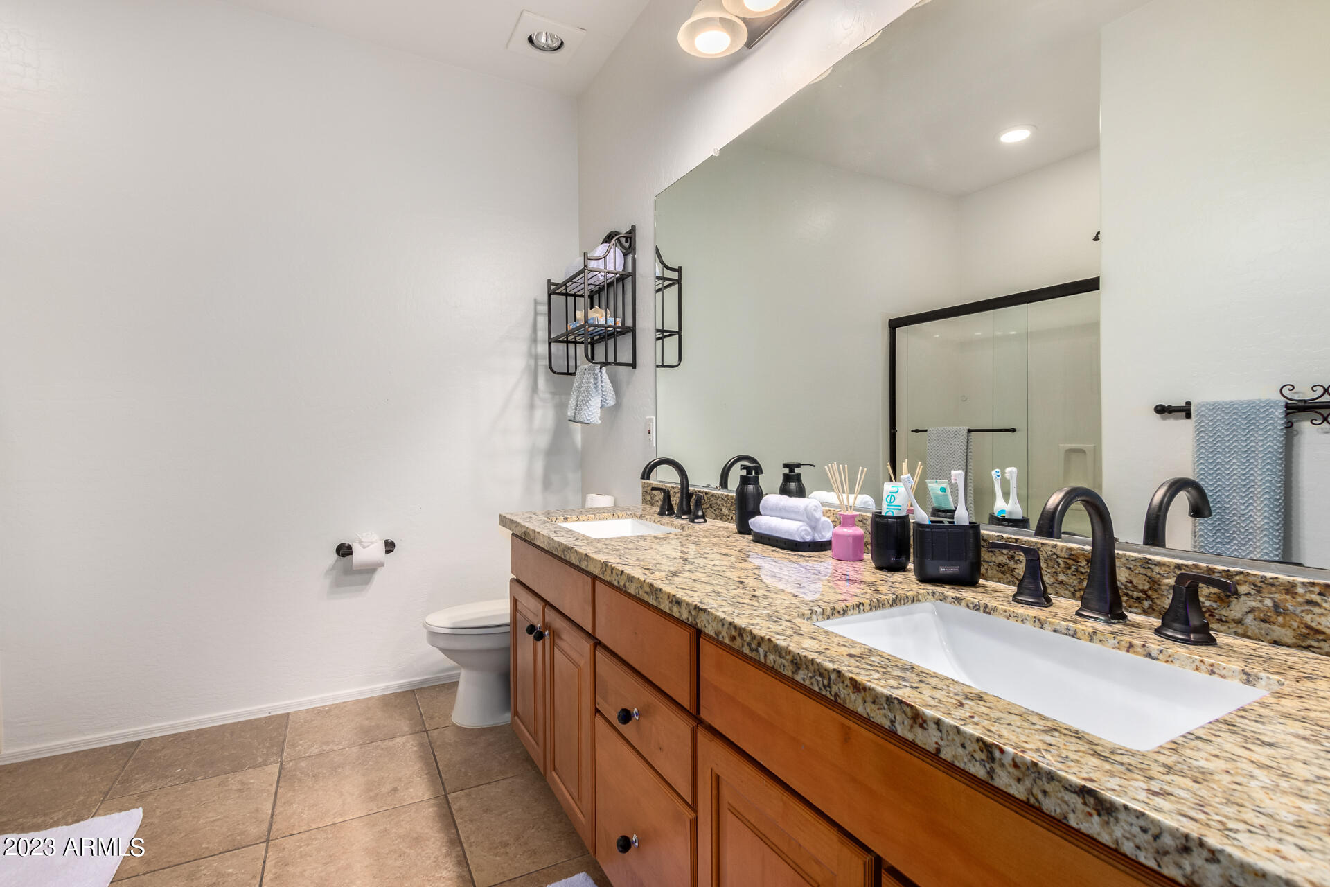 3105 E PRINCETON Avenue