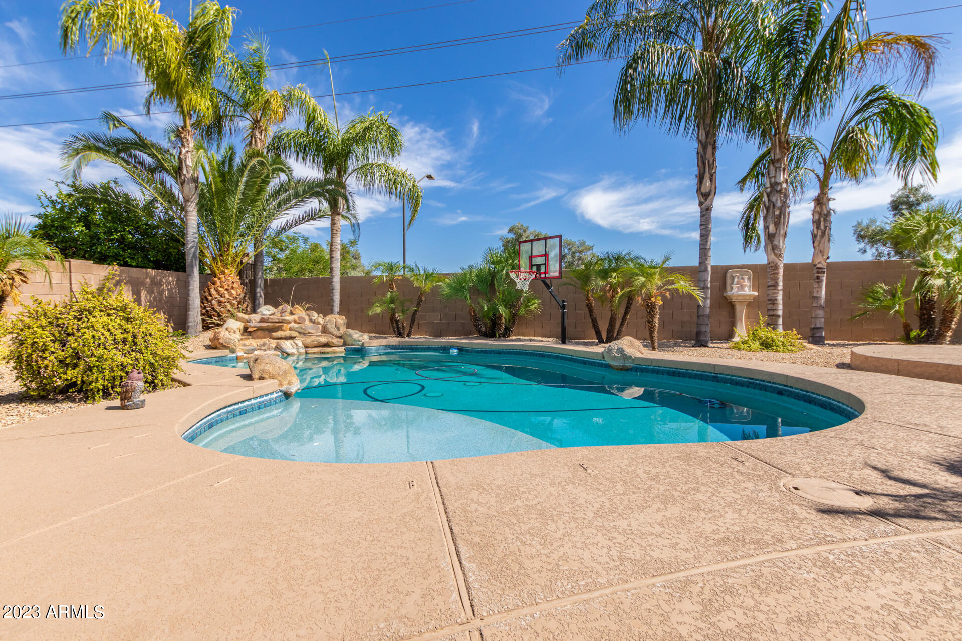 3105 E PRINCETON Avenue