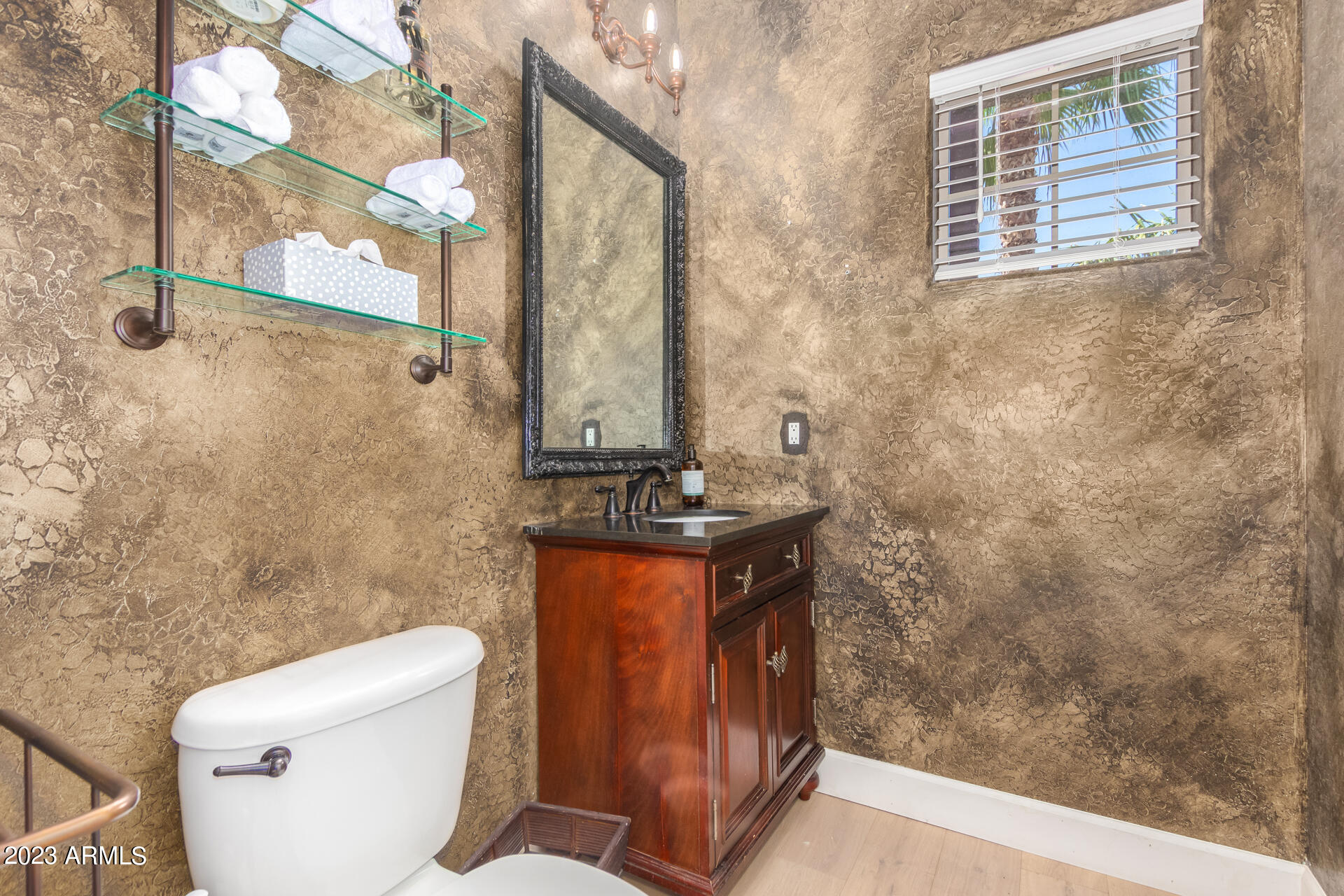 3105 E PRINCETON Avenue