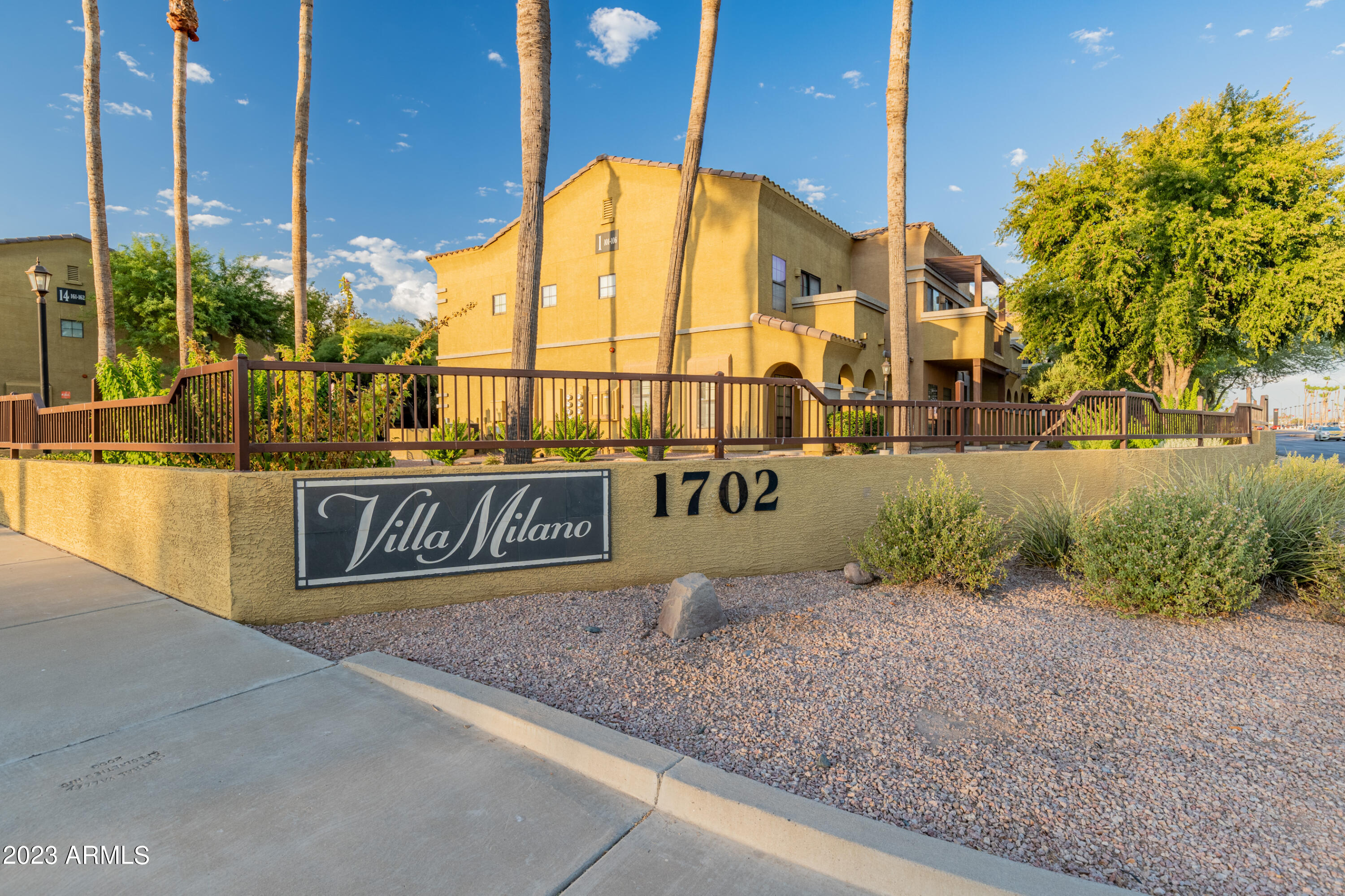 1702 E BELL Road, 178