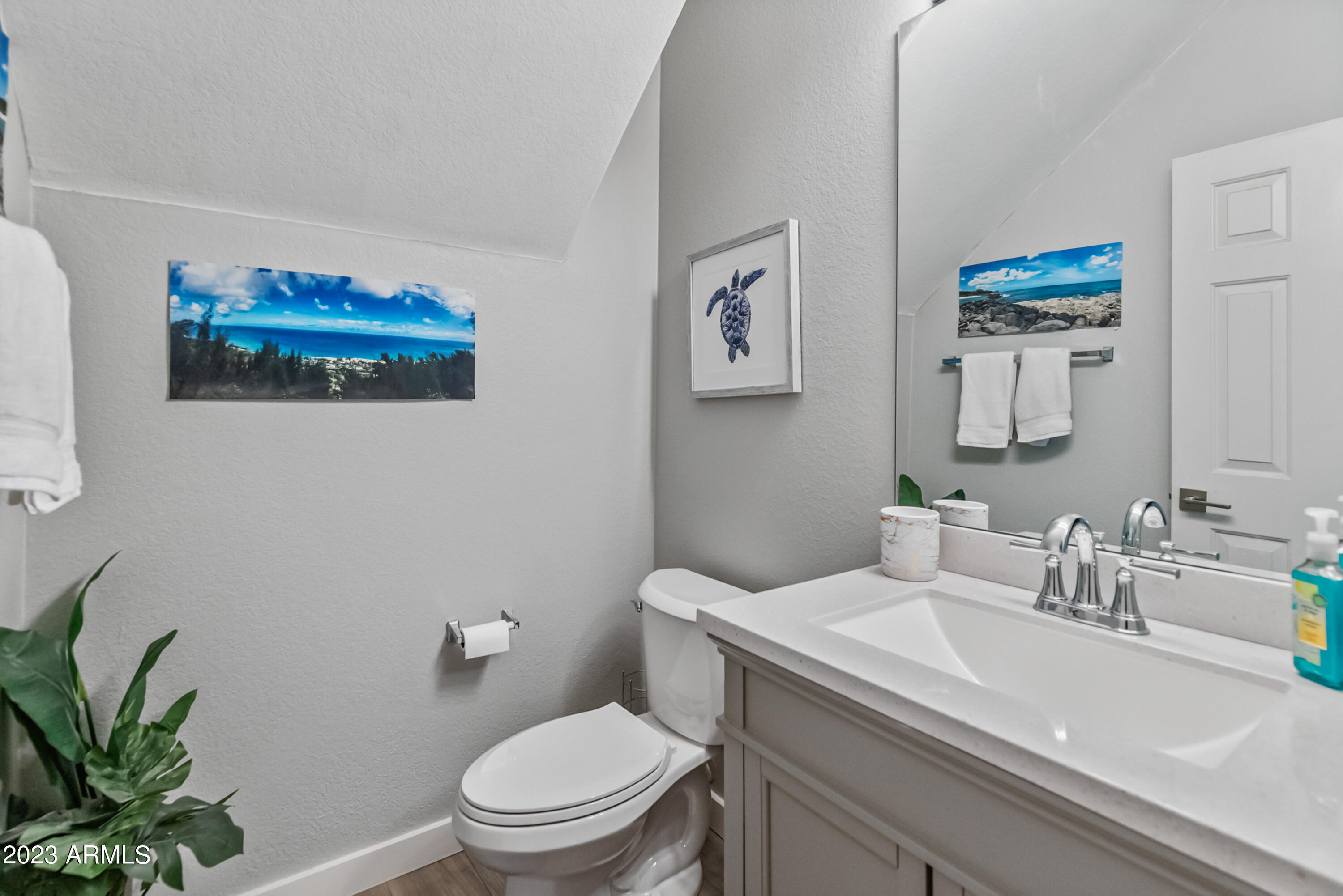 1702 E BELL Road, 178