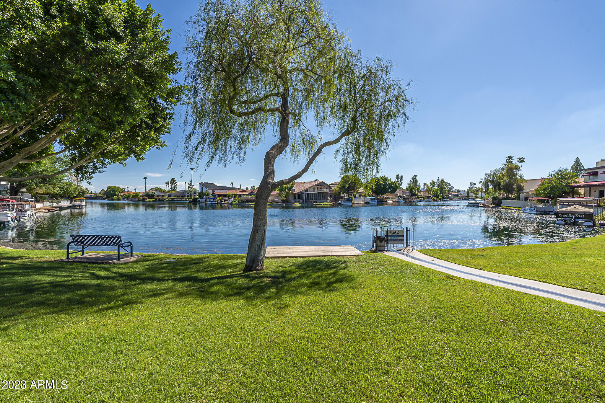 1201 E NORTHSHORE Drive, 124