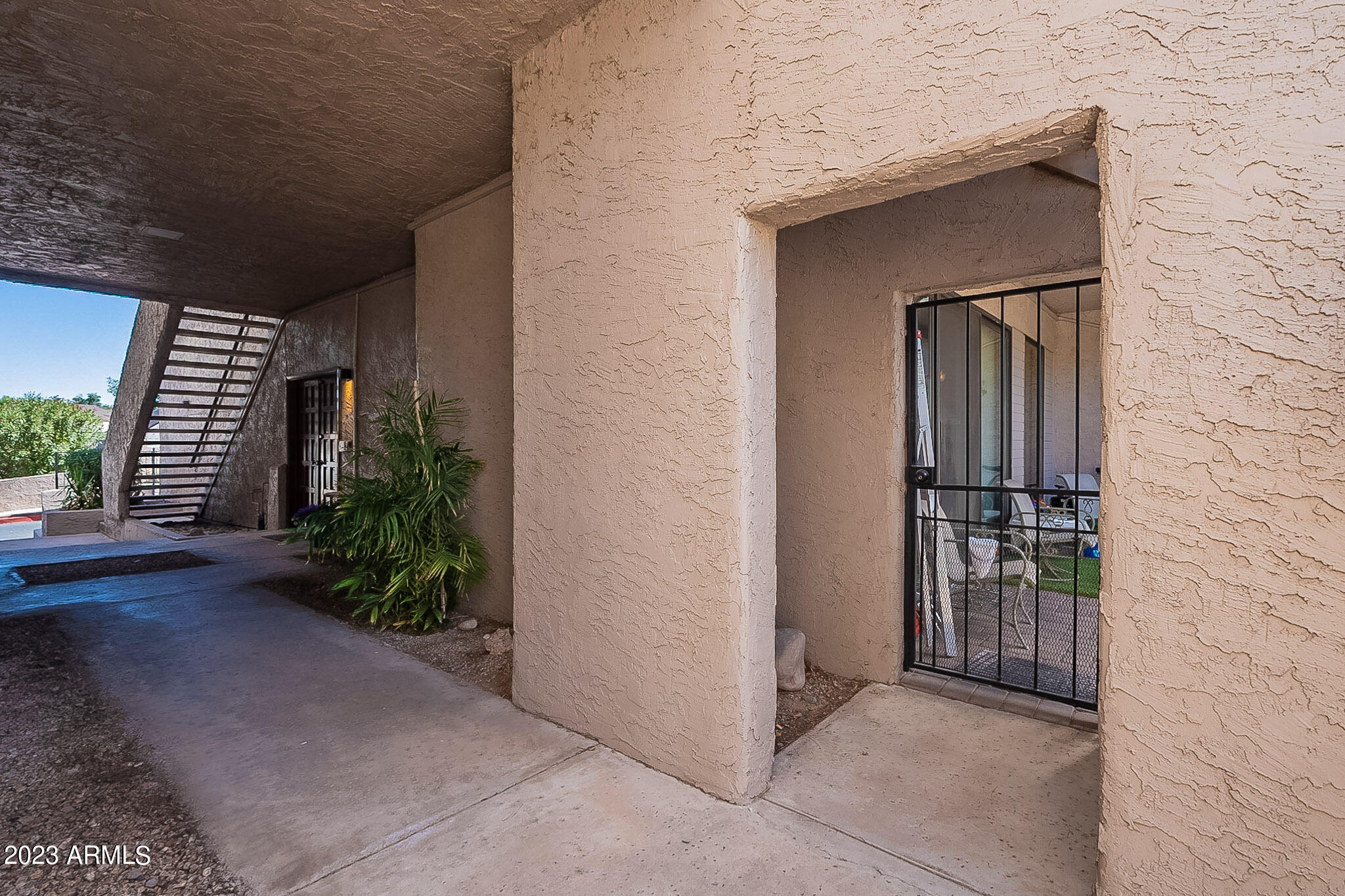 1201 E NORTHSHORE Drive, 124