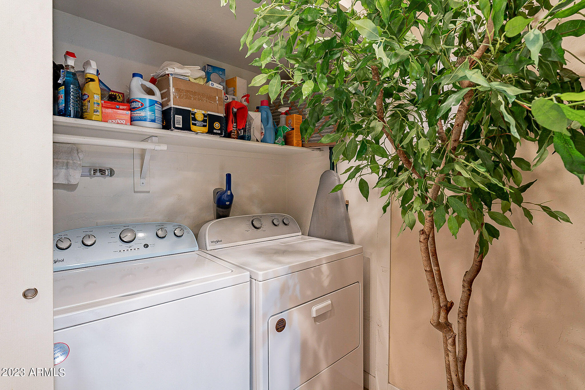 1201 E NORTHSHORE Drive, 124