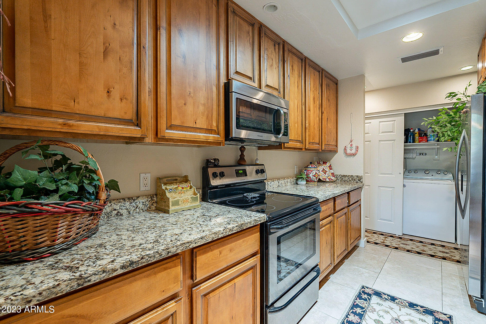 1201 E NORTHSHORE Drive, 124