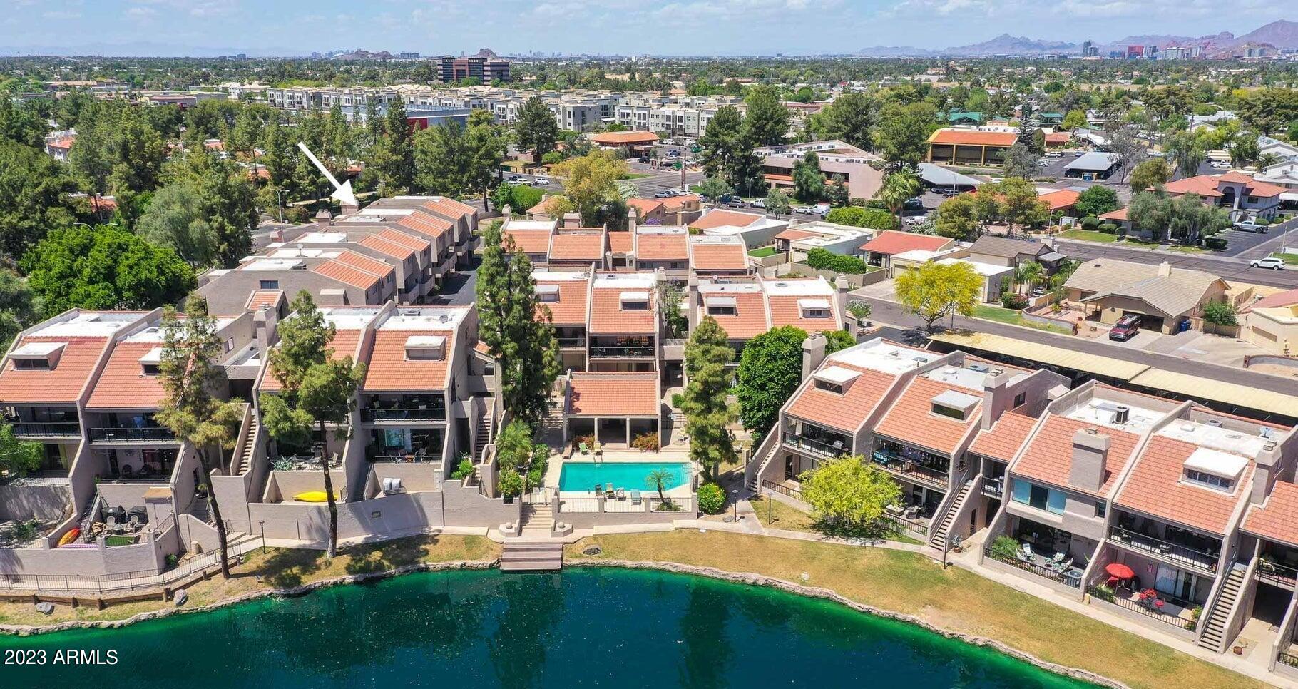 1201 E NORTHSHORE Drive, 124