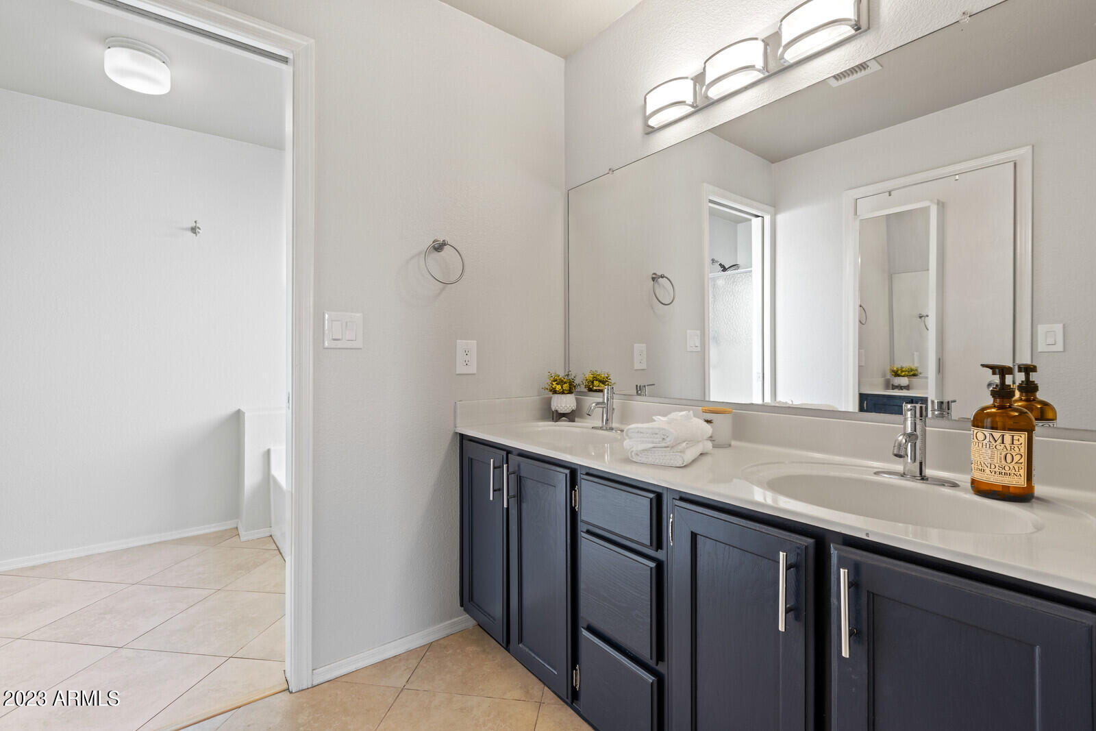 625 S CHERI LYNN Drive