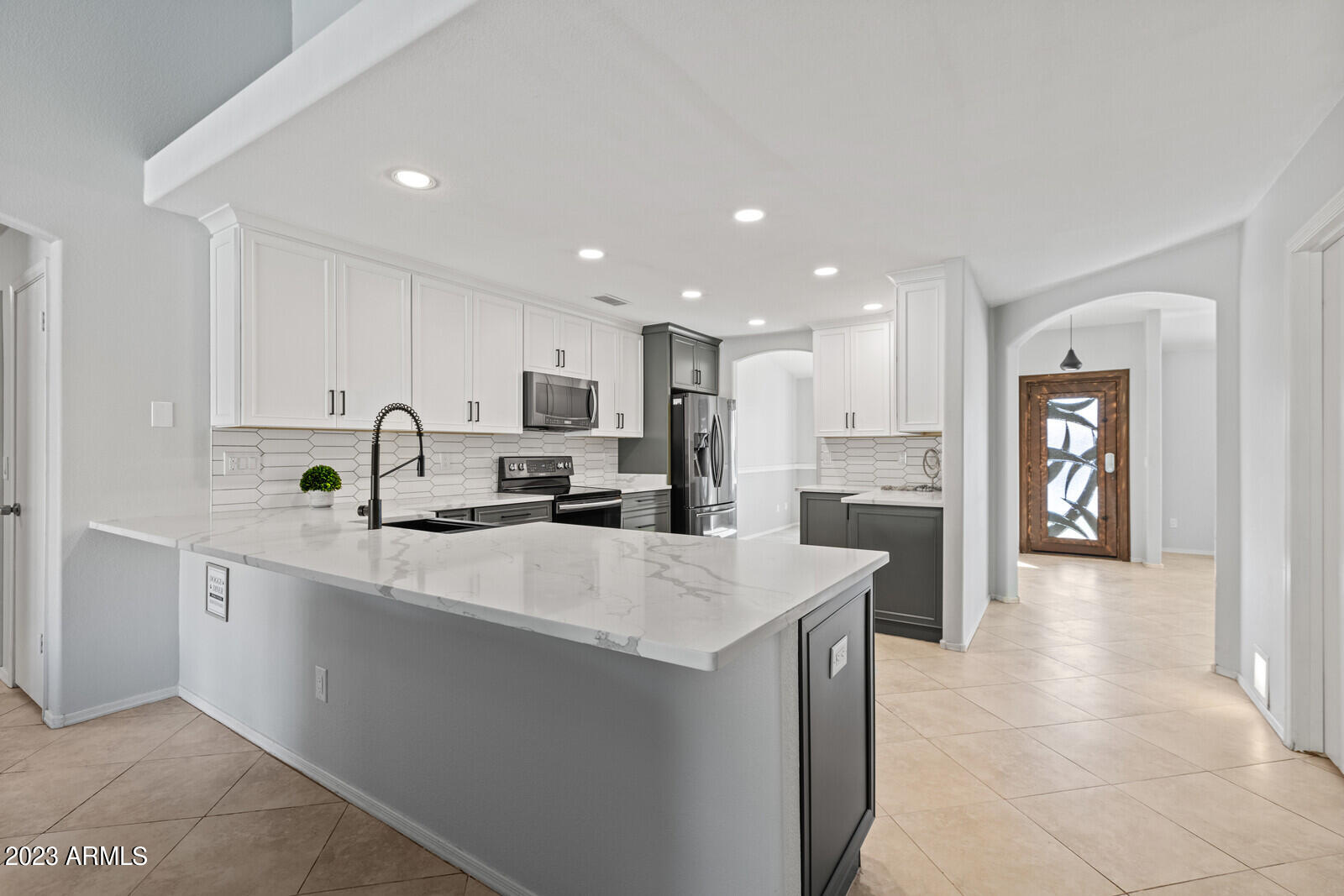 625 S CHERI LYNN Drive