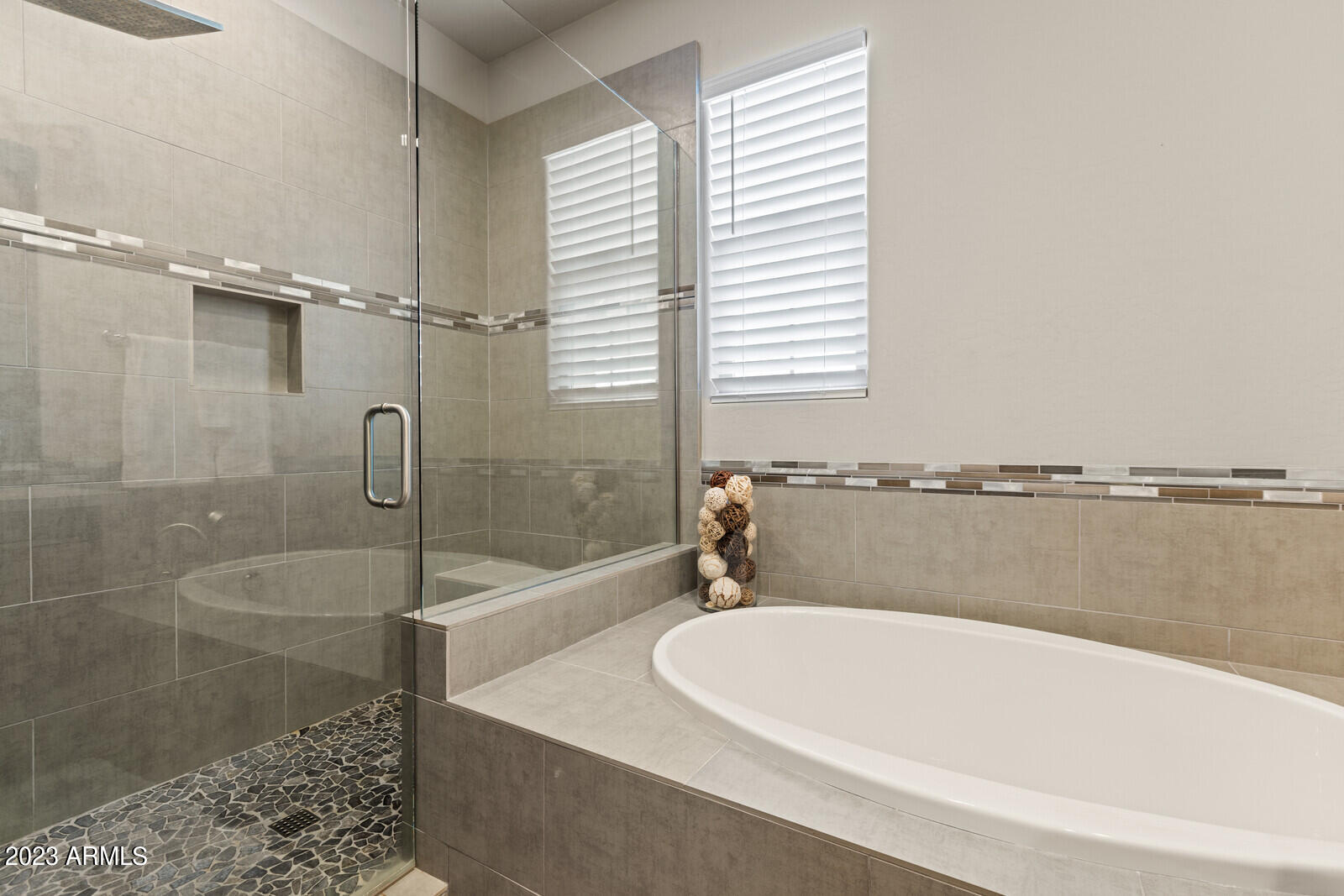 20750 N 87TH Street, 2003