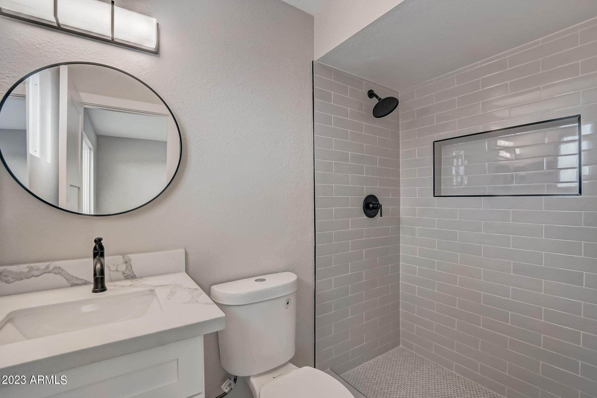 3615 E SWEETWATER Avenue