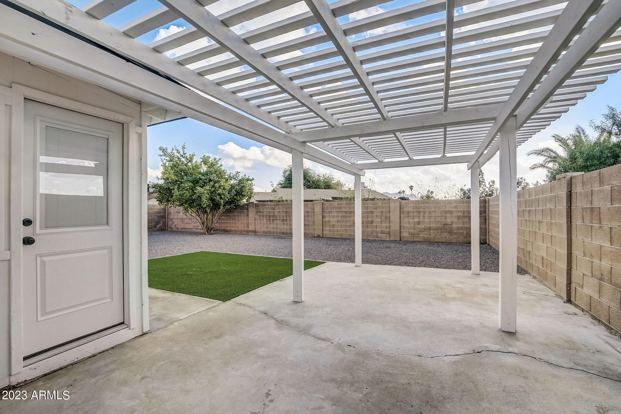 3615 E SWEETWATER Avenue