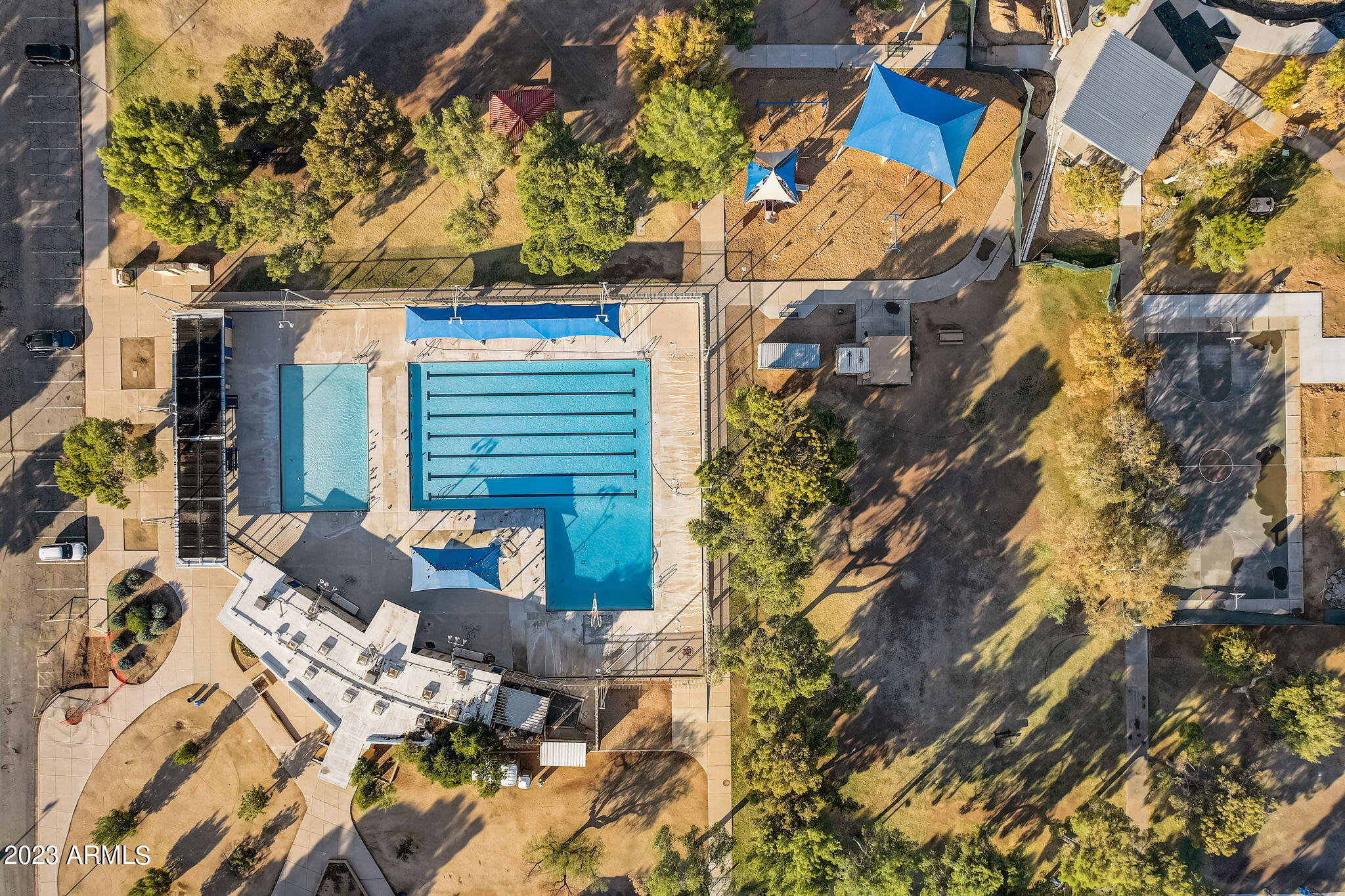 3615 E SWEETWATER Avenue