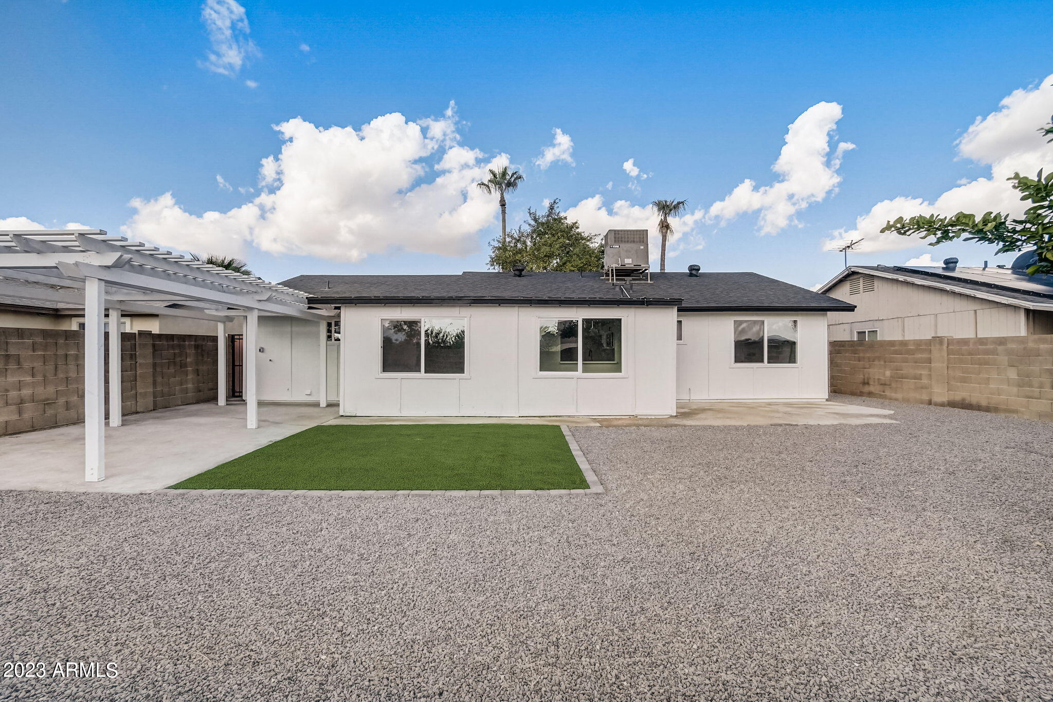 3615 E SWEETWATER Avenue