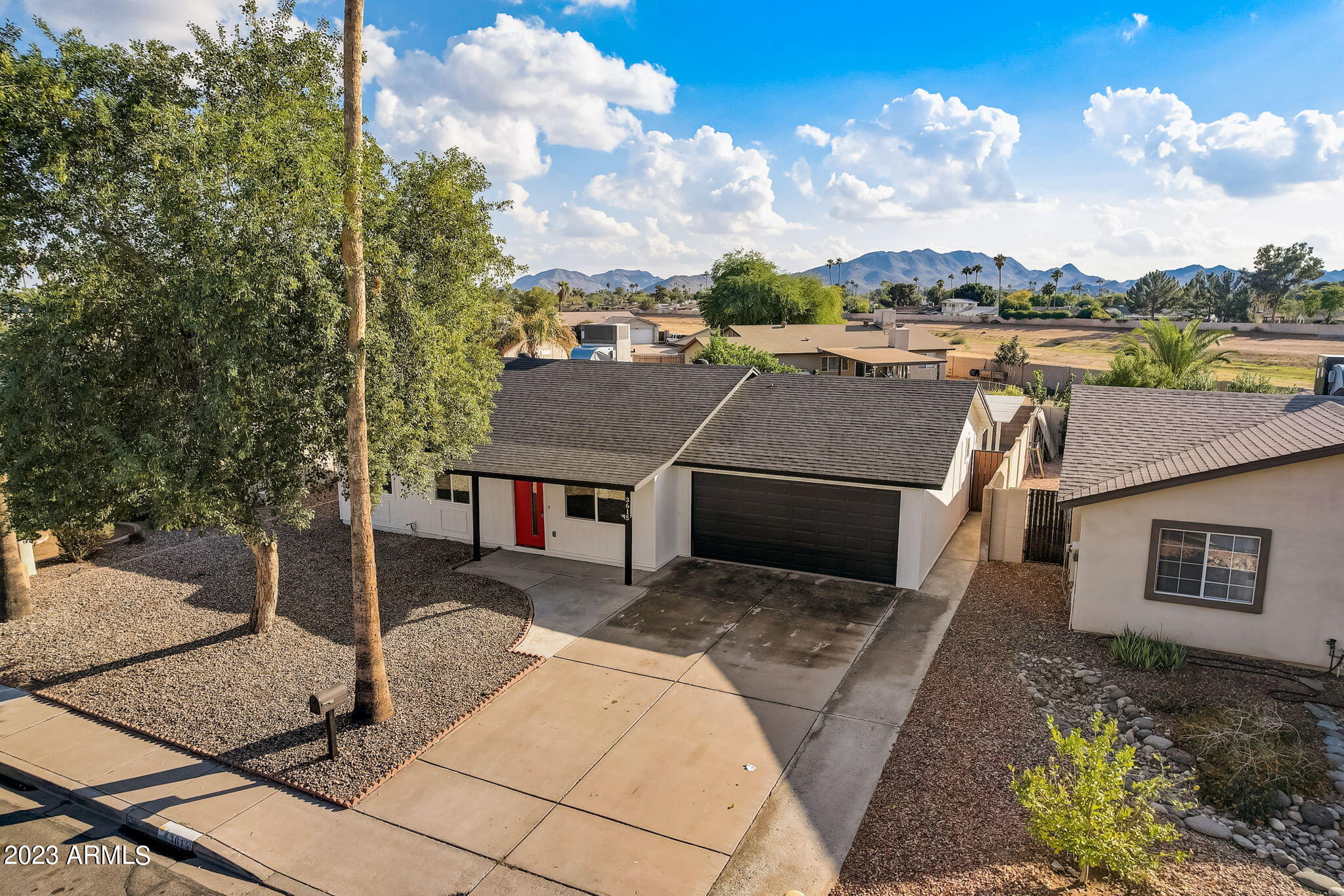 3615 E SWEETWATER Avenue