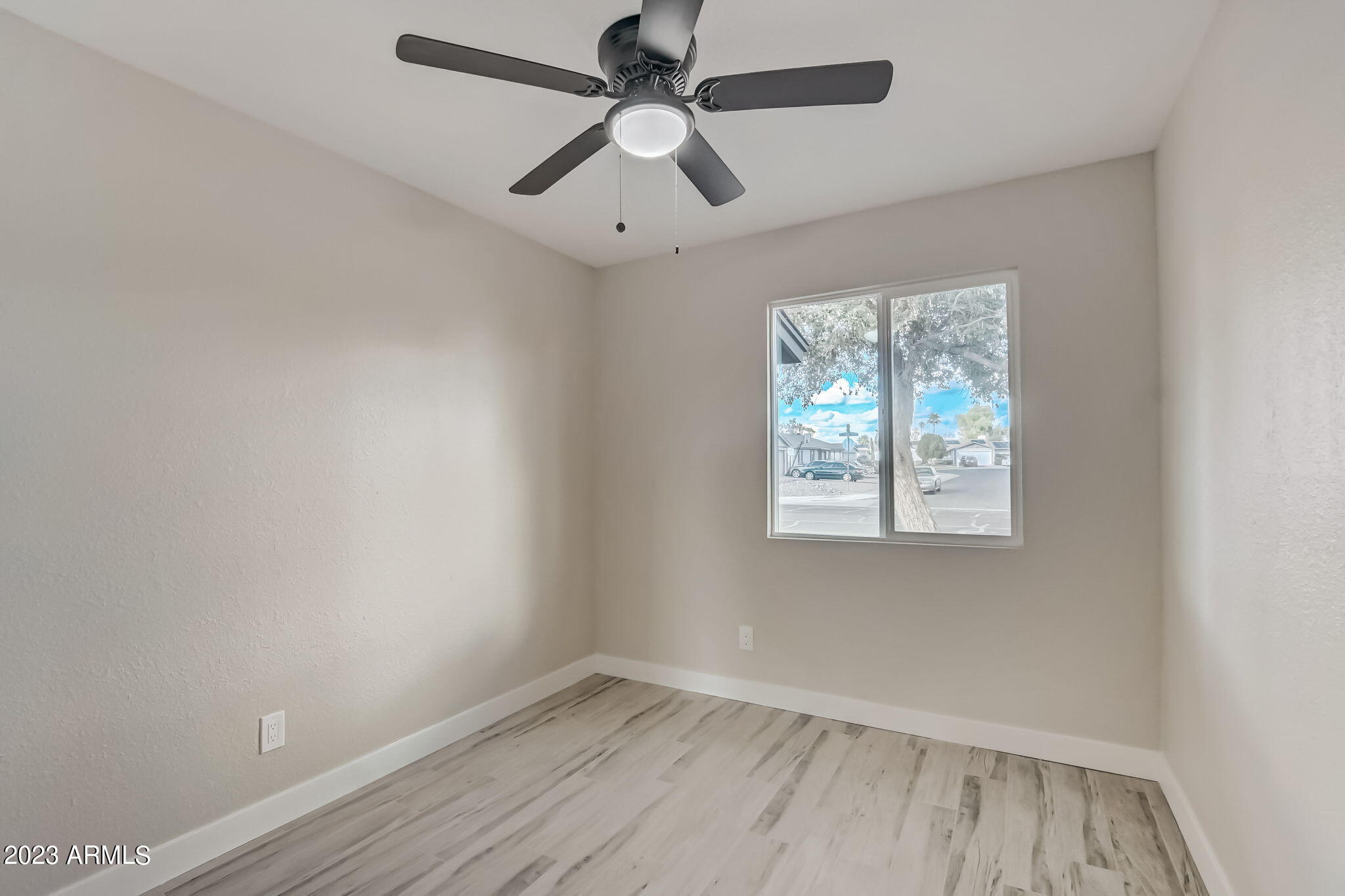 3615 E SWEETWATER Avenue