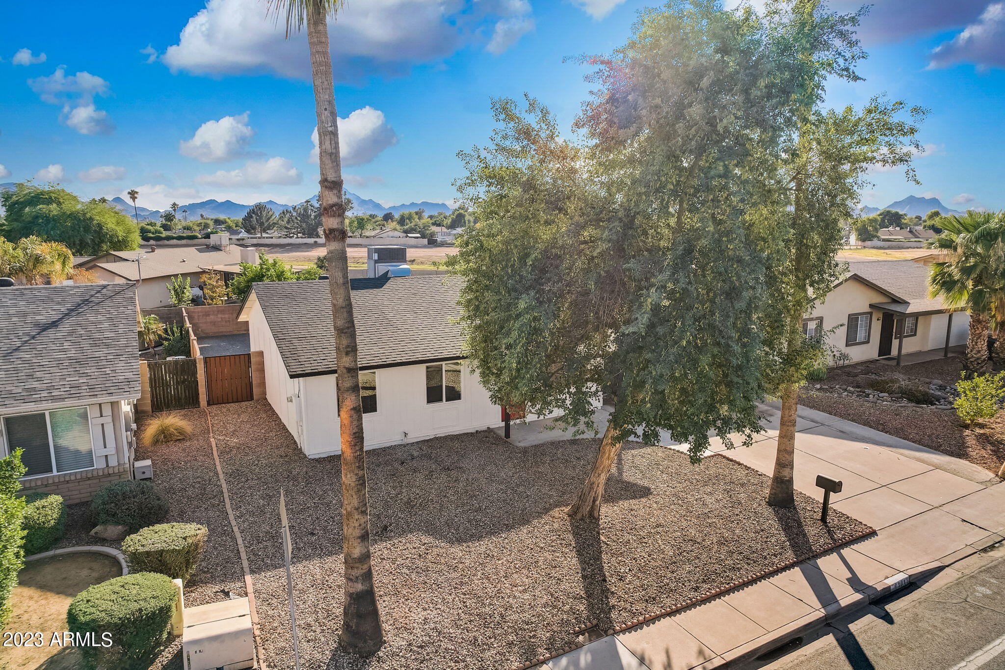 3615 E SWEETWATER Avenue