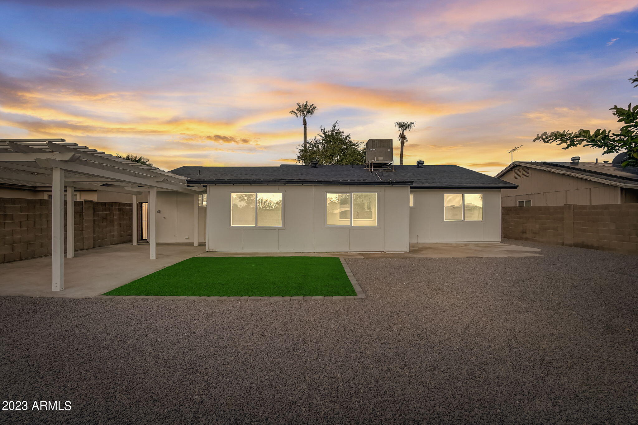 3615 E SWEETWATER Avenue