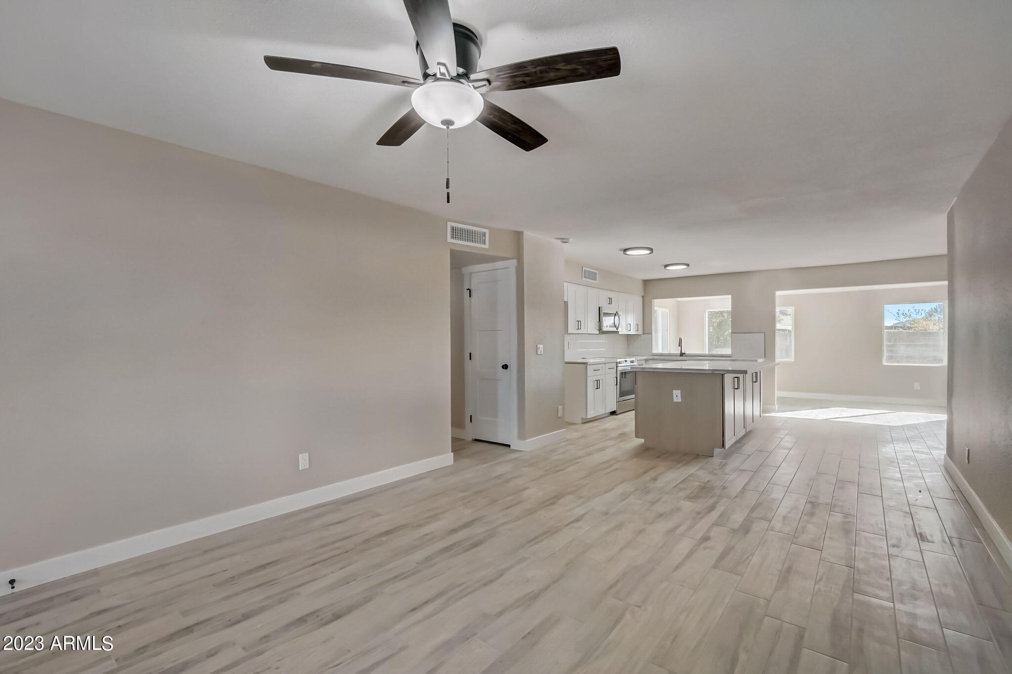 3615 E SWEETWATER Avenue