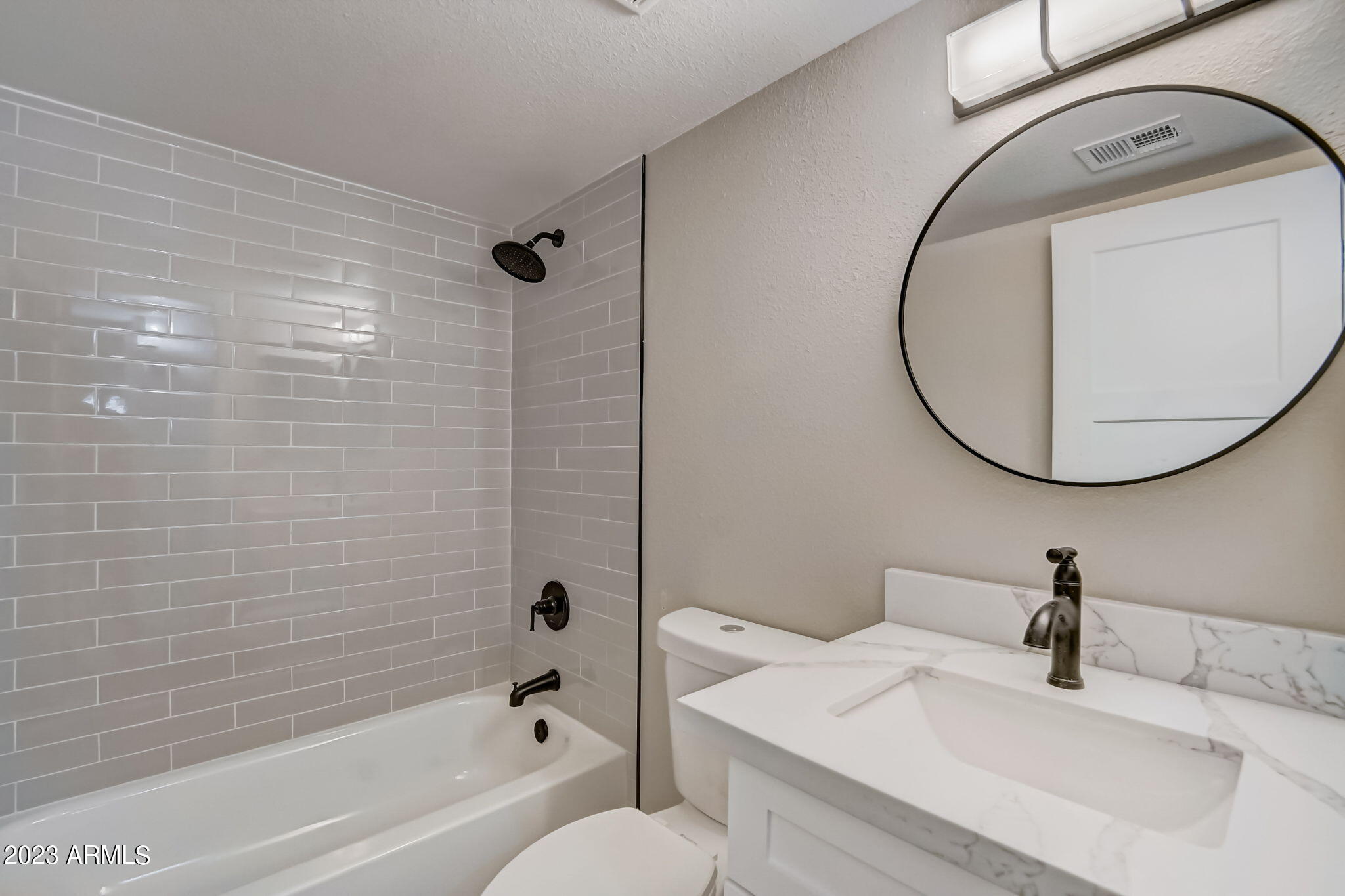 3615 E SWEETWATER Avenue