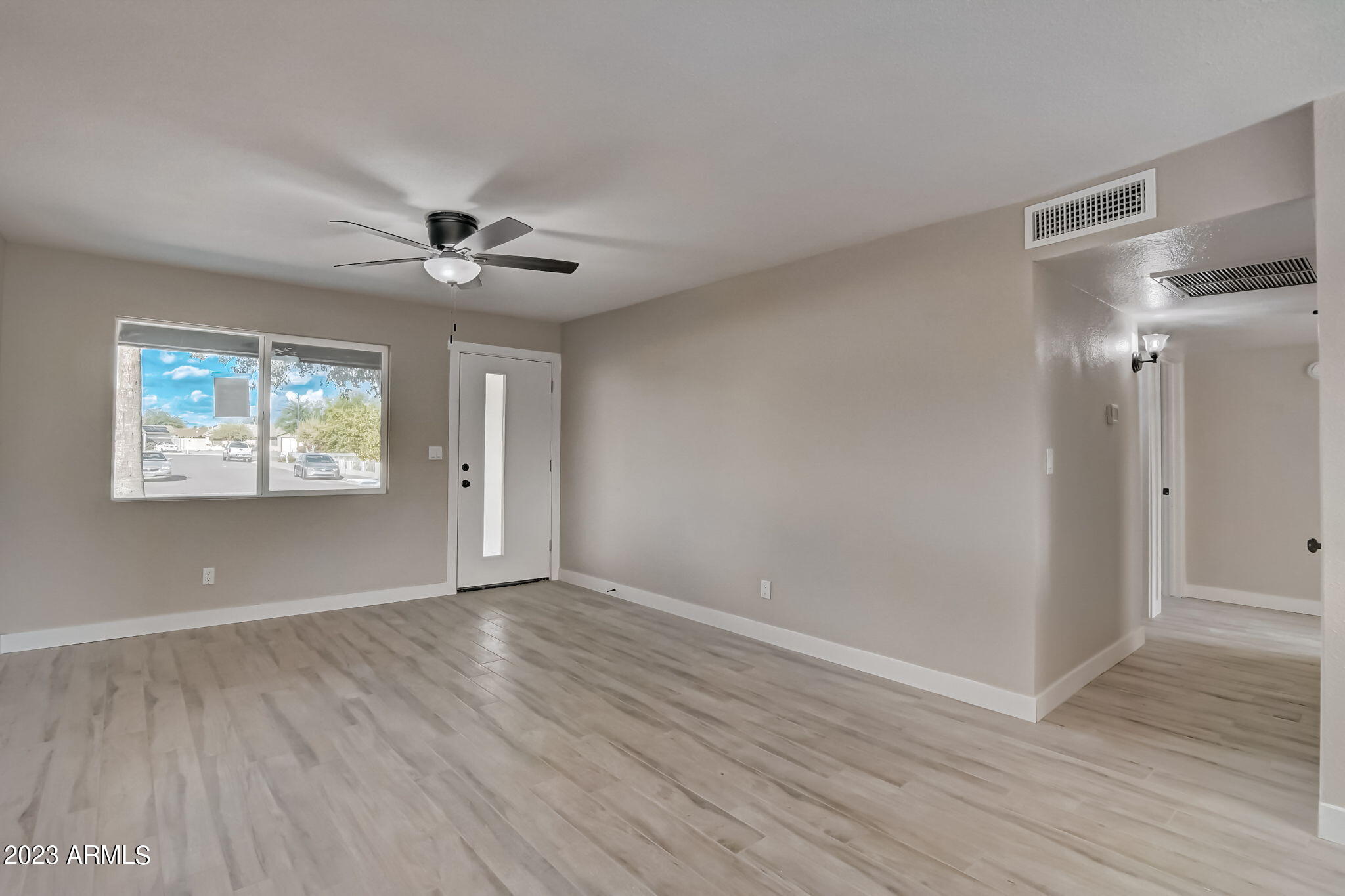 3615 E SWEETWATER Avenue